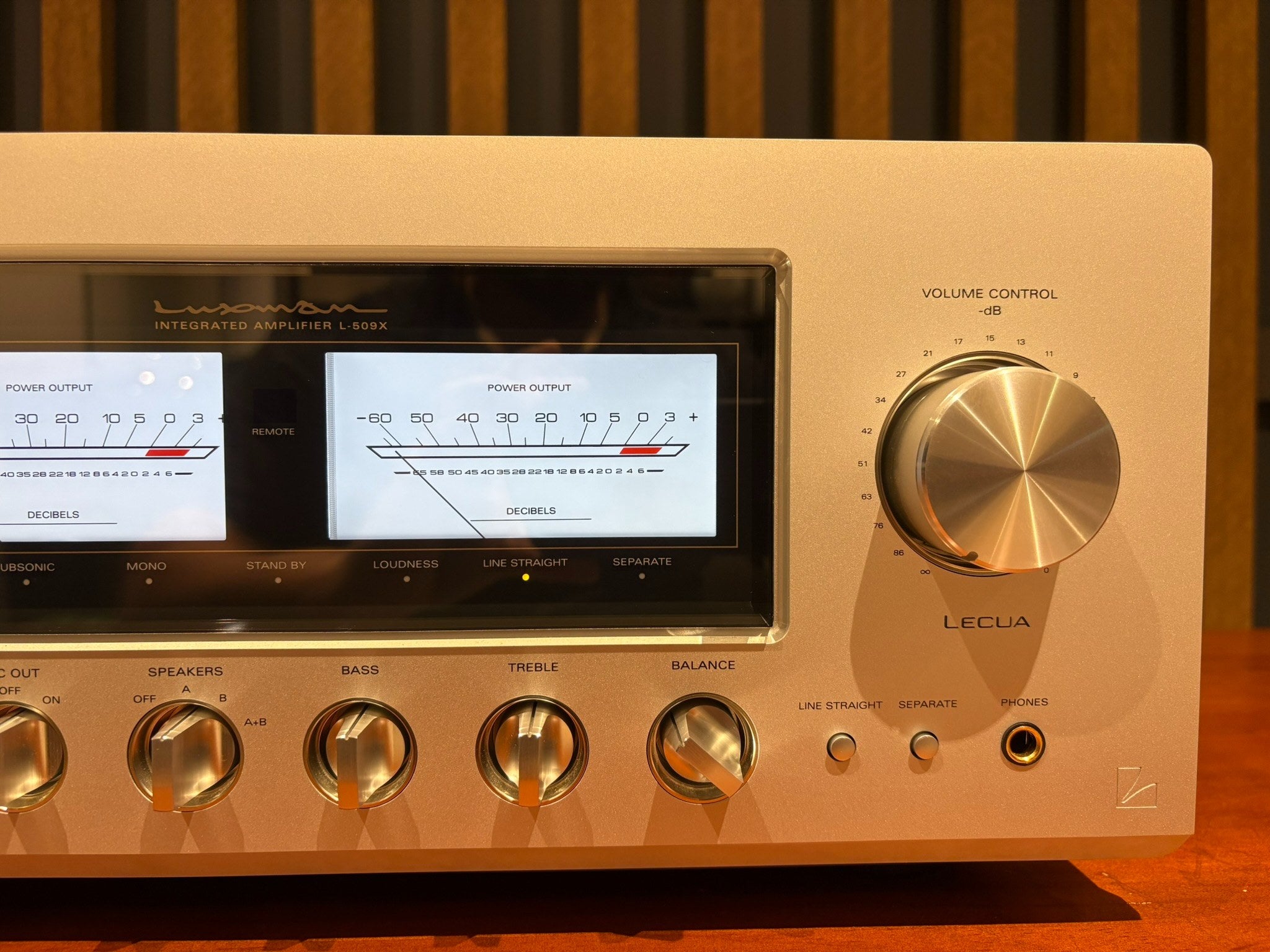 Luxman L-509X Integrated Amplifier - Consignment