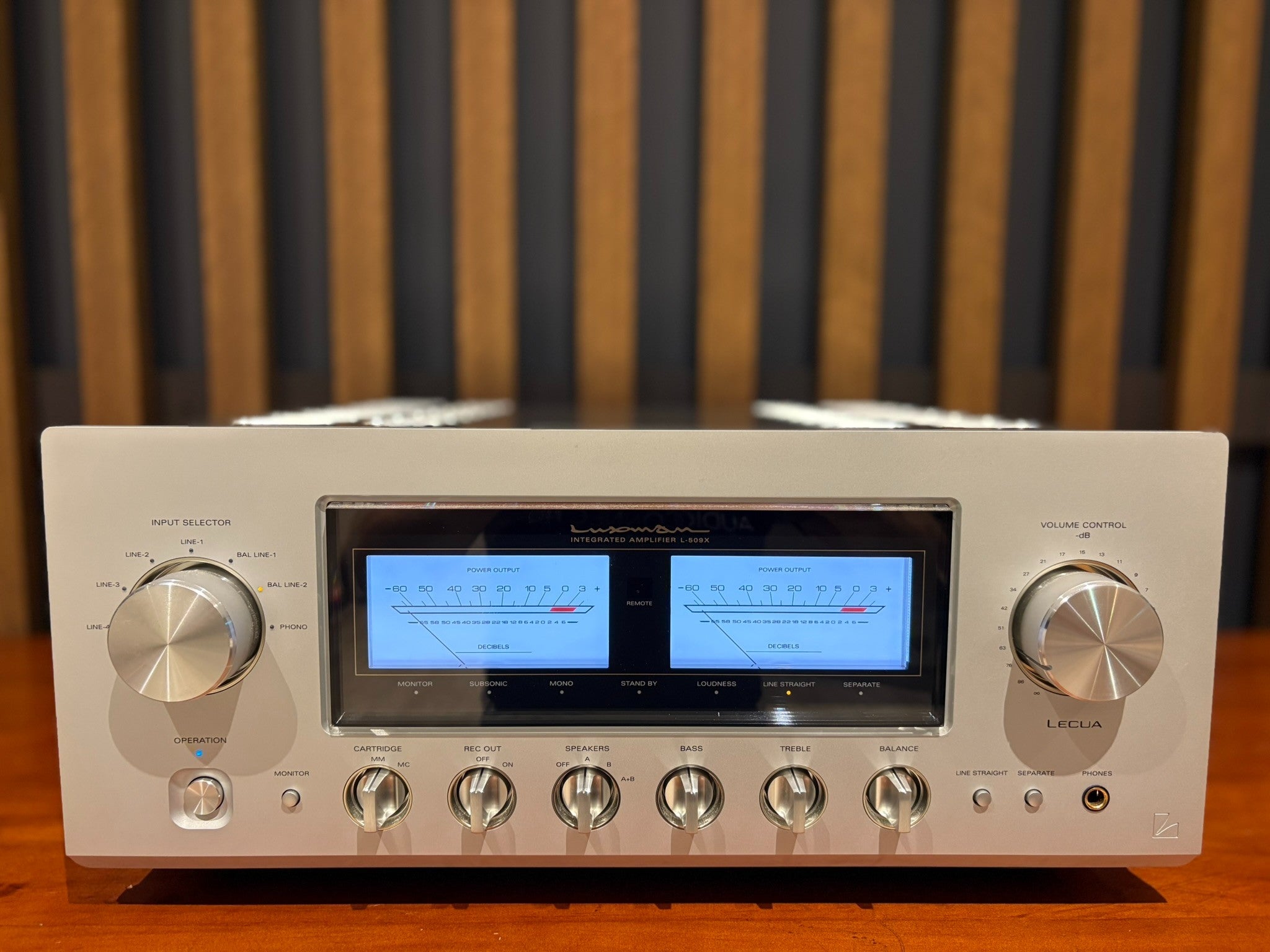 Luxman L-509X Integrated Amplifier - Consignment