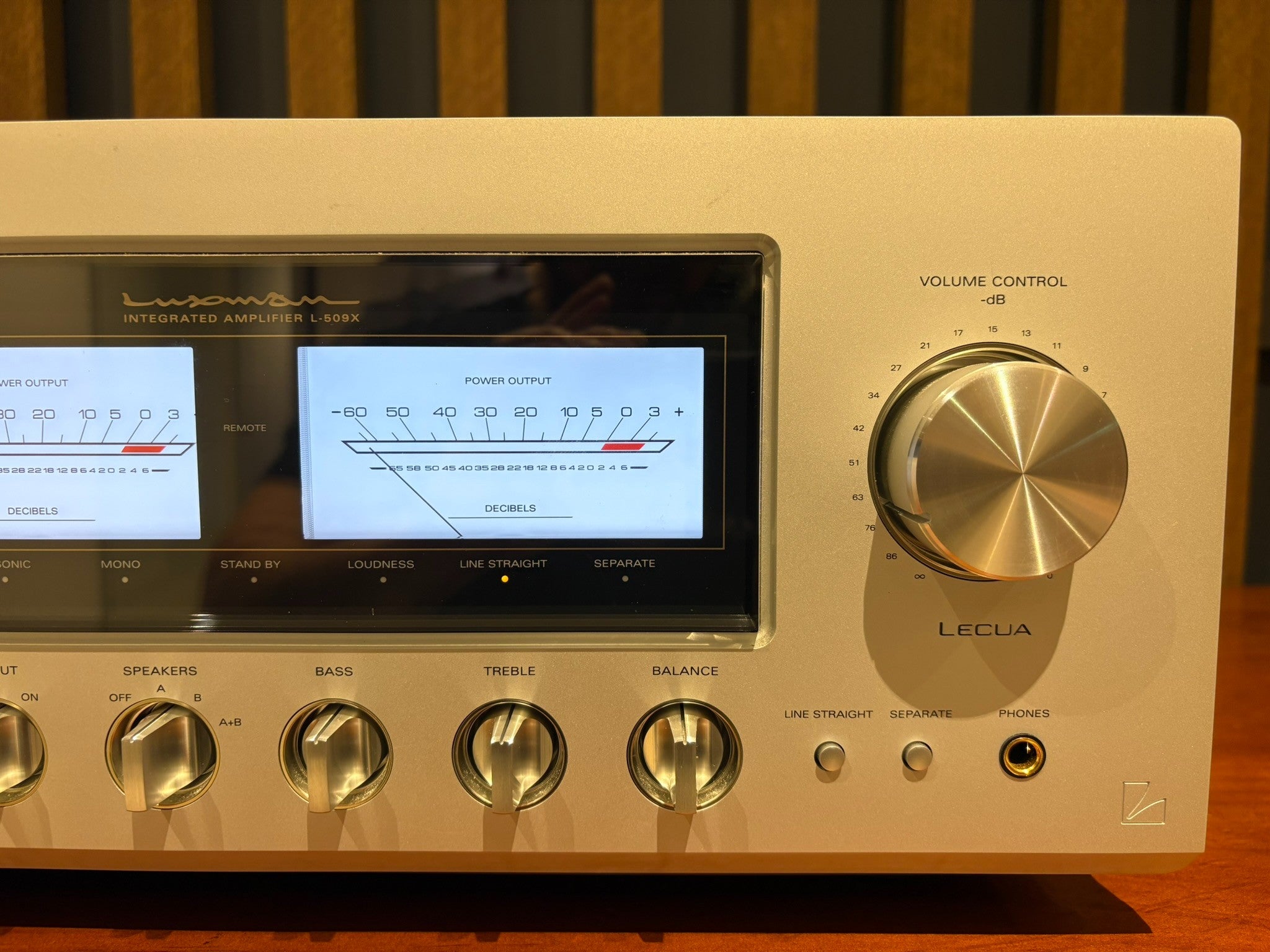 Luxman L-509X Integrated Amplifier - Consignment