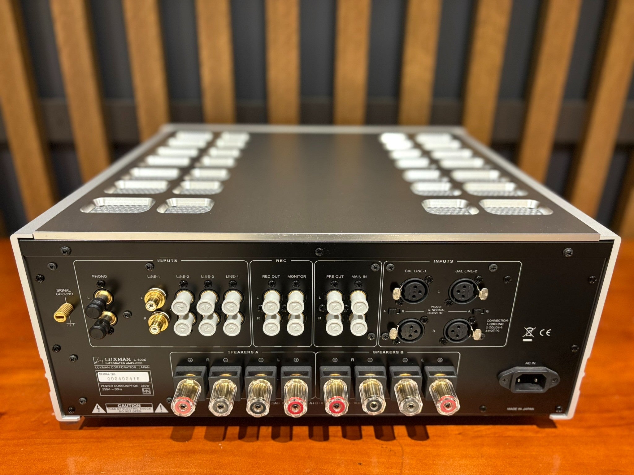 Luxman L-509X Integrated Amplifier - Consignment