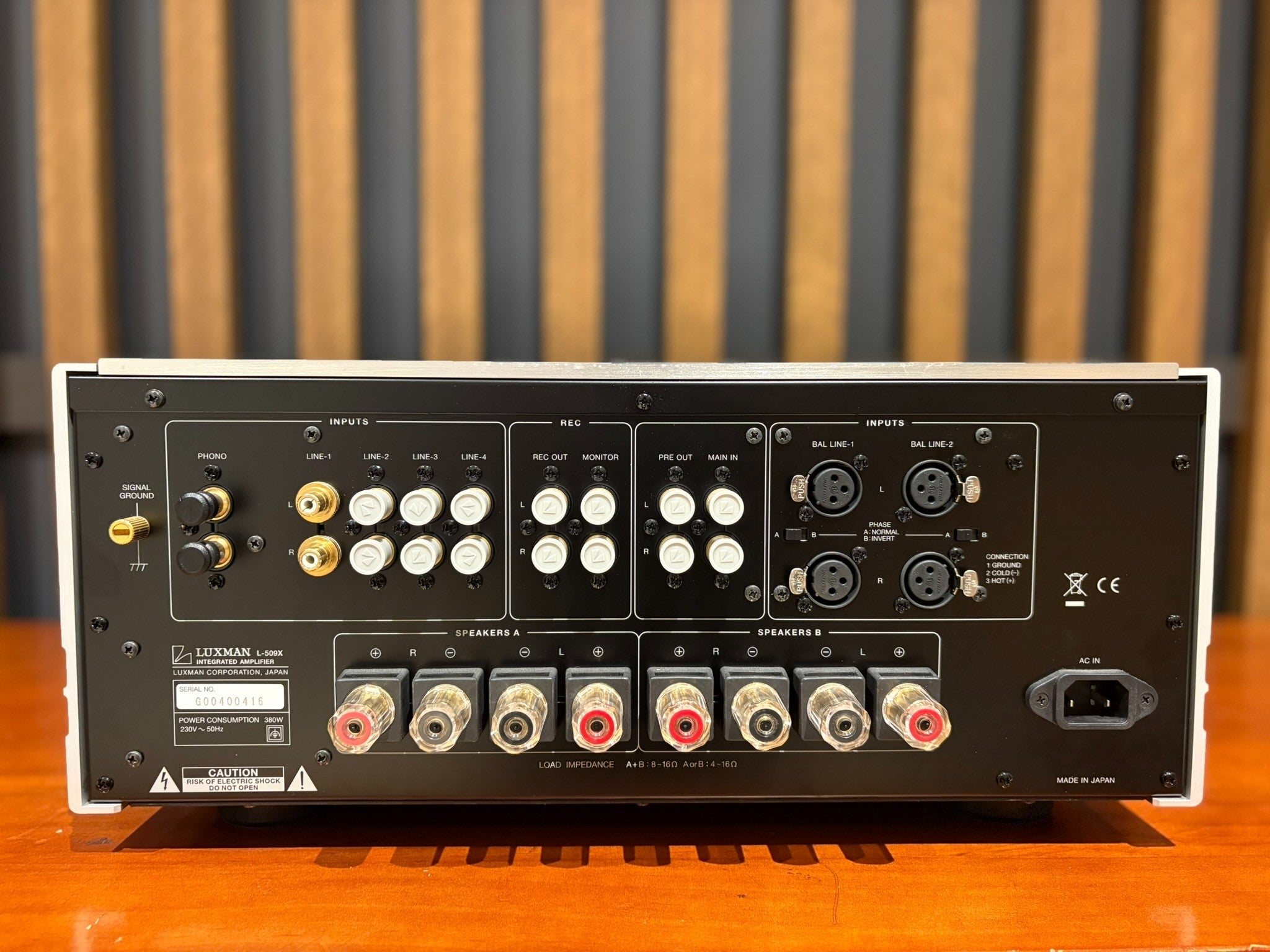 Luxman L-509X Integrated Amplifier - Consignment
