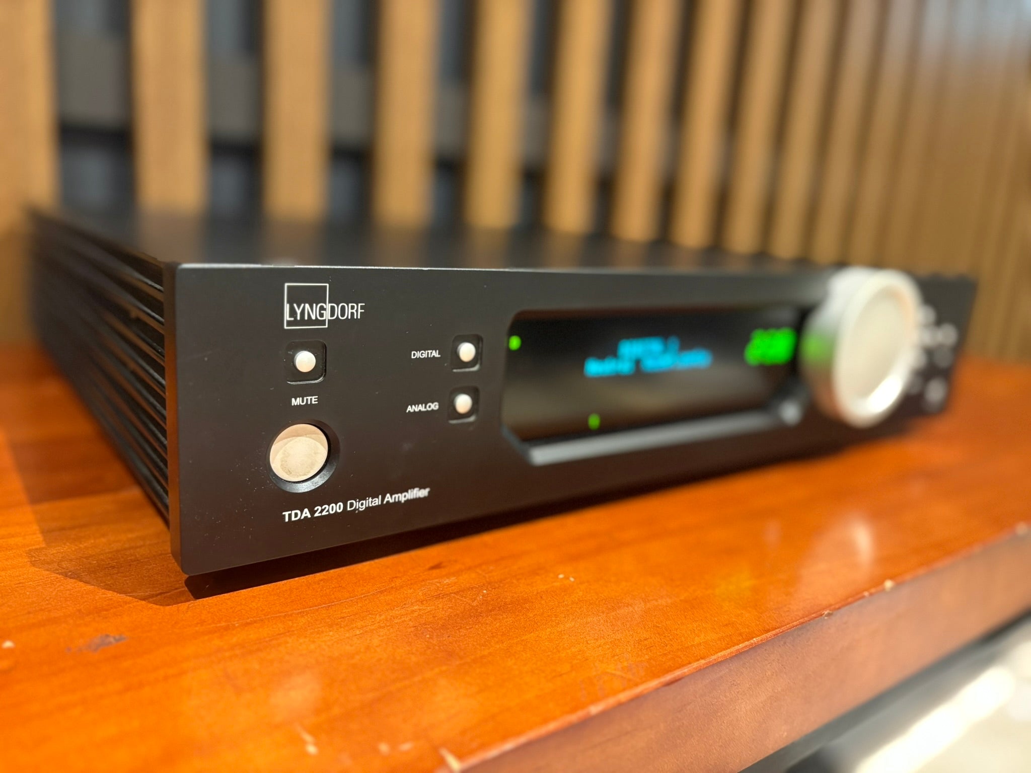 Lyngdorf TDAI-2200 Integrated Amplifier - Consignment