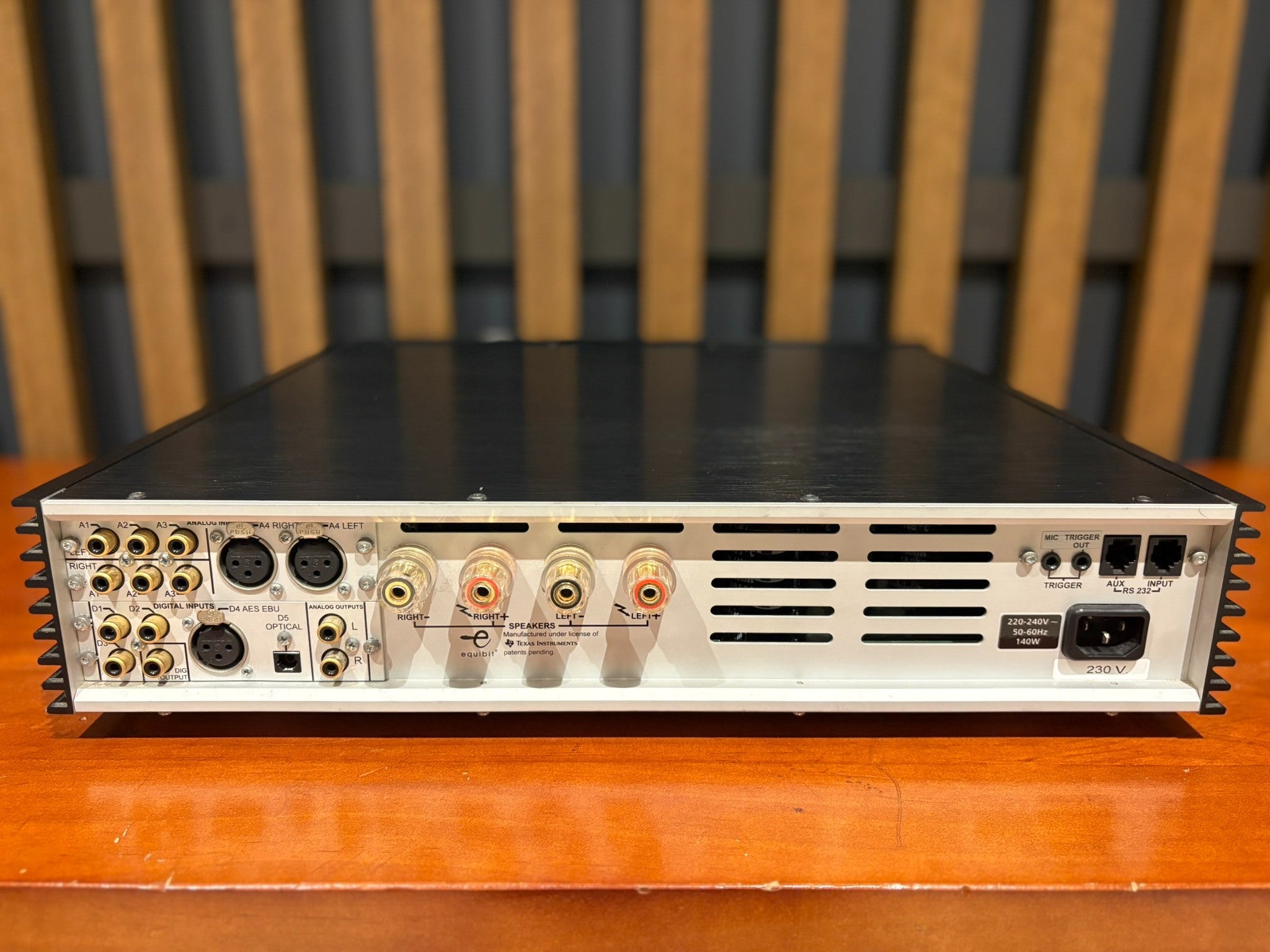 Lyngdorf TDAI-2200 Integrated Amplifier - Consignment