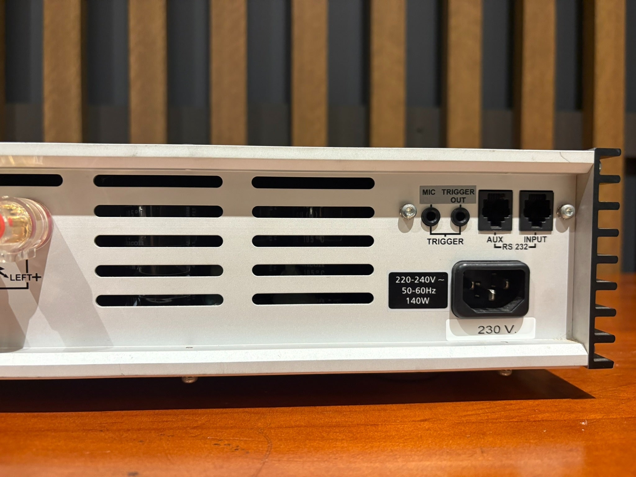 Lyngdorf TDAI-2200 Integrated Amplifier - Consignment