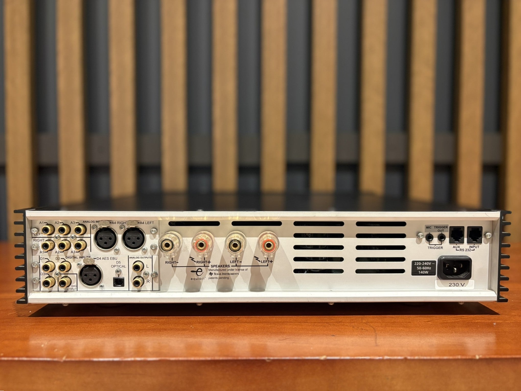 Lyngdorf TDAI-2200 Integrated Amplifier - Consignment