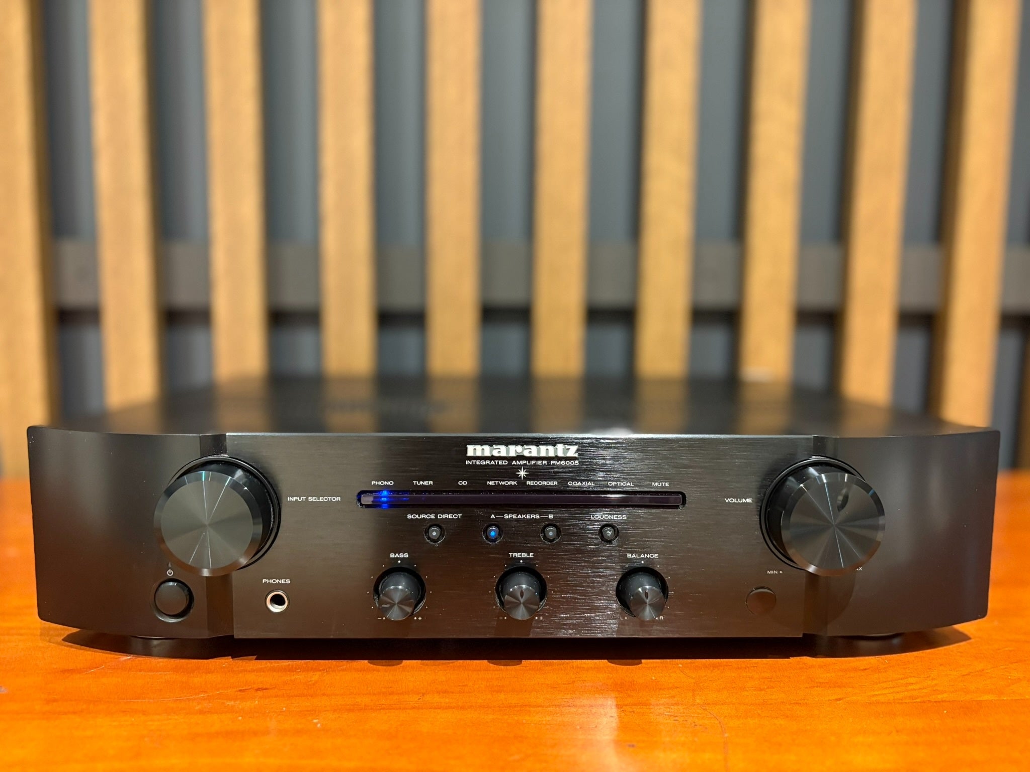 Marantz PM6005 Integrated Amplifier - Consignment