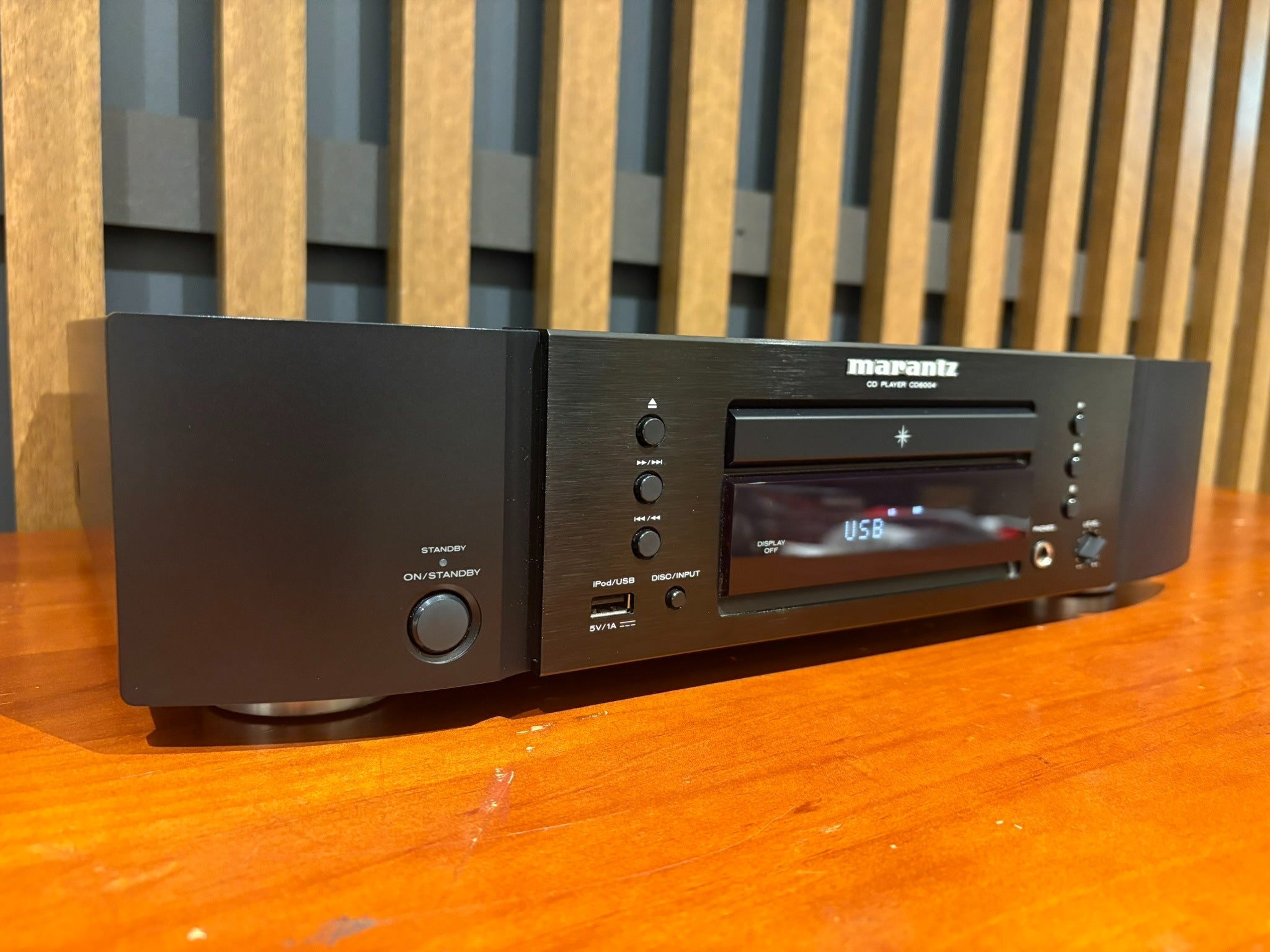 Marantz SA-14S1 Reference Series SACD Player - Consignment