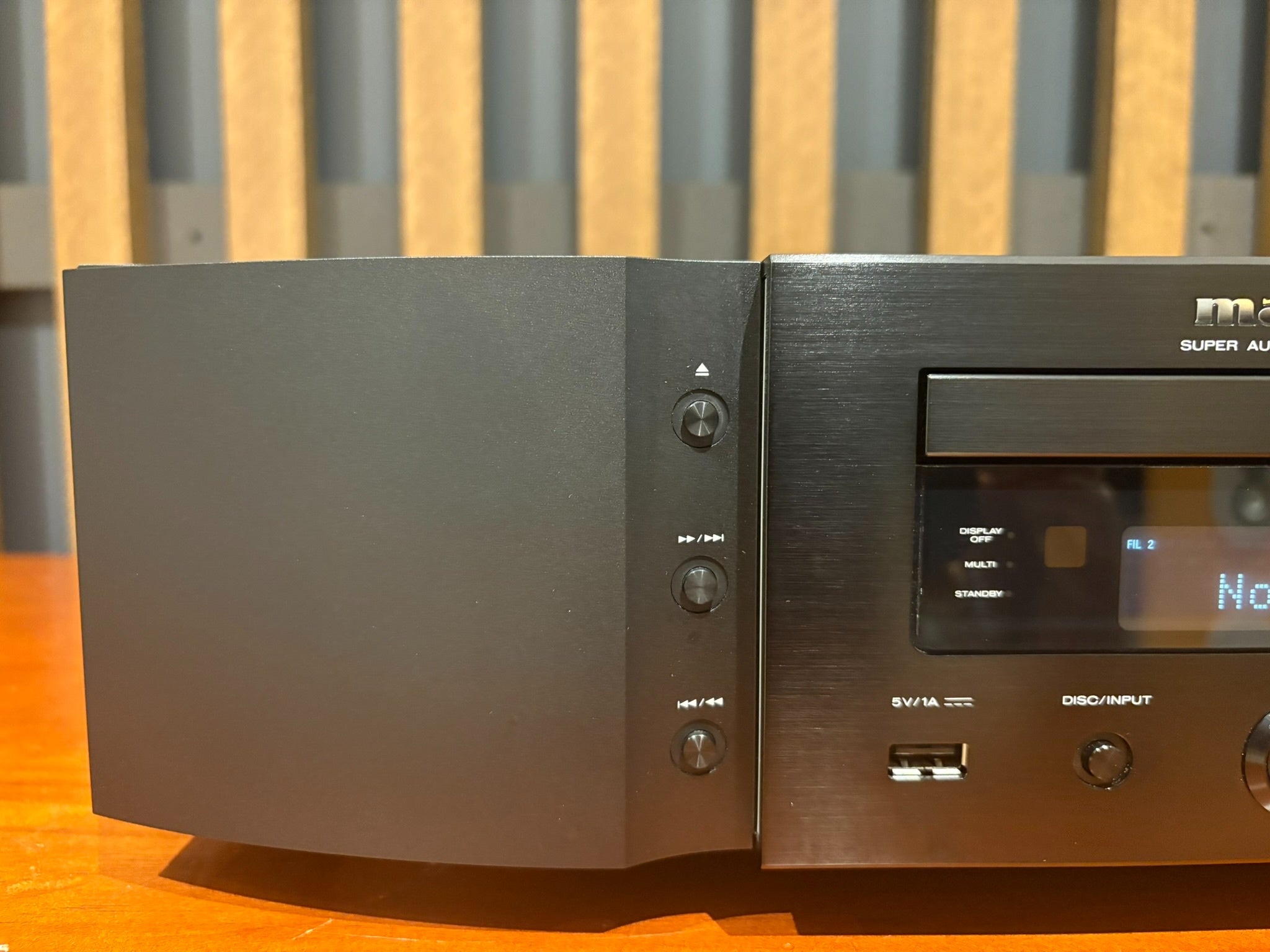 Marantz SA-14S1 Reference Series SACD Player - Consignment