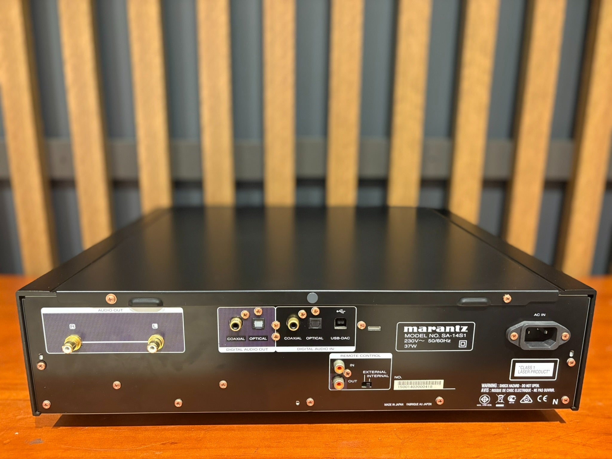 Marantz SA-14S1 Reference Series SACD Player - Consignment