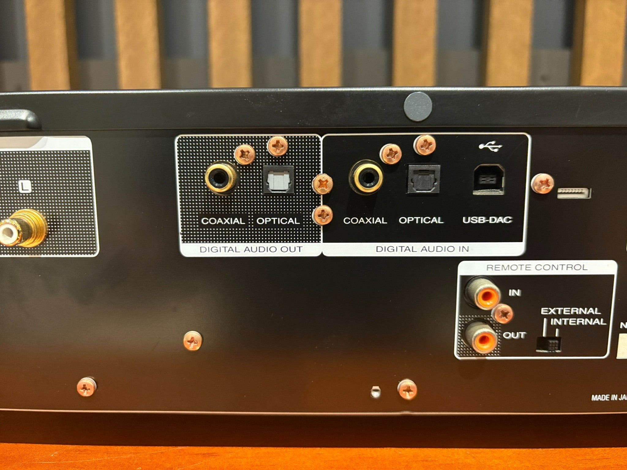 Marantz SA-14S1 Reference Series SACD Player - Consignment