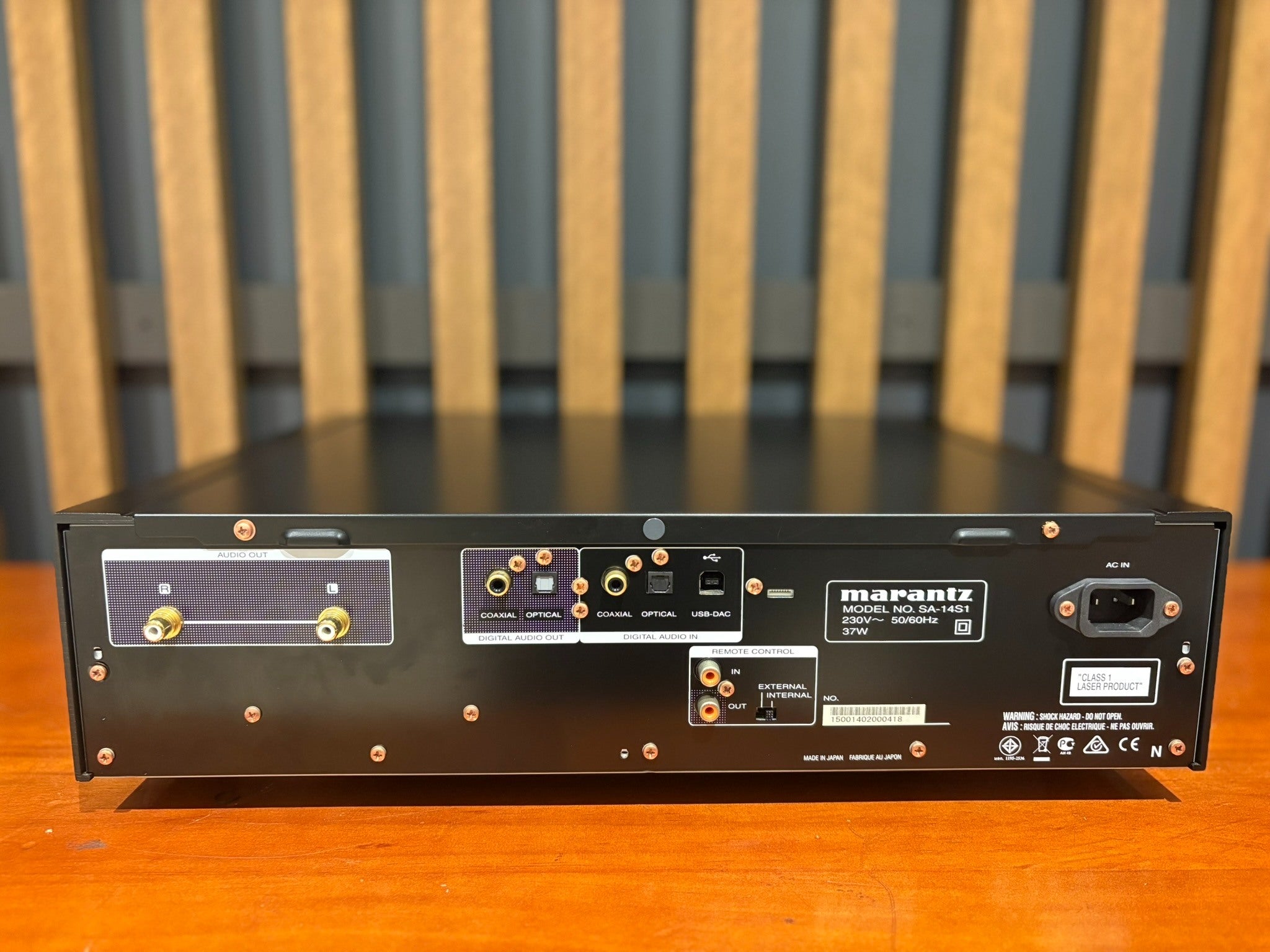 Marantz SA-14S1 Reference Series SACD Player - Consignment