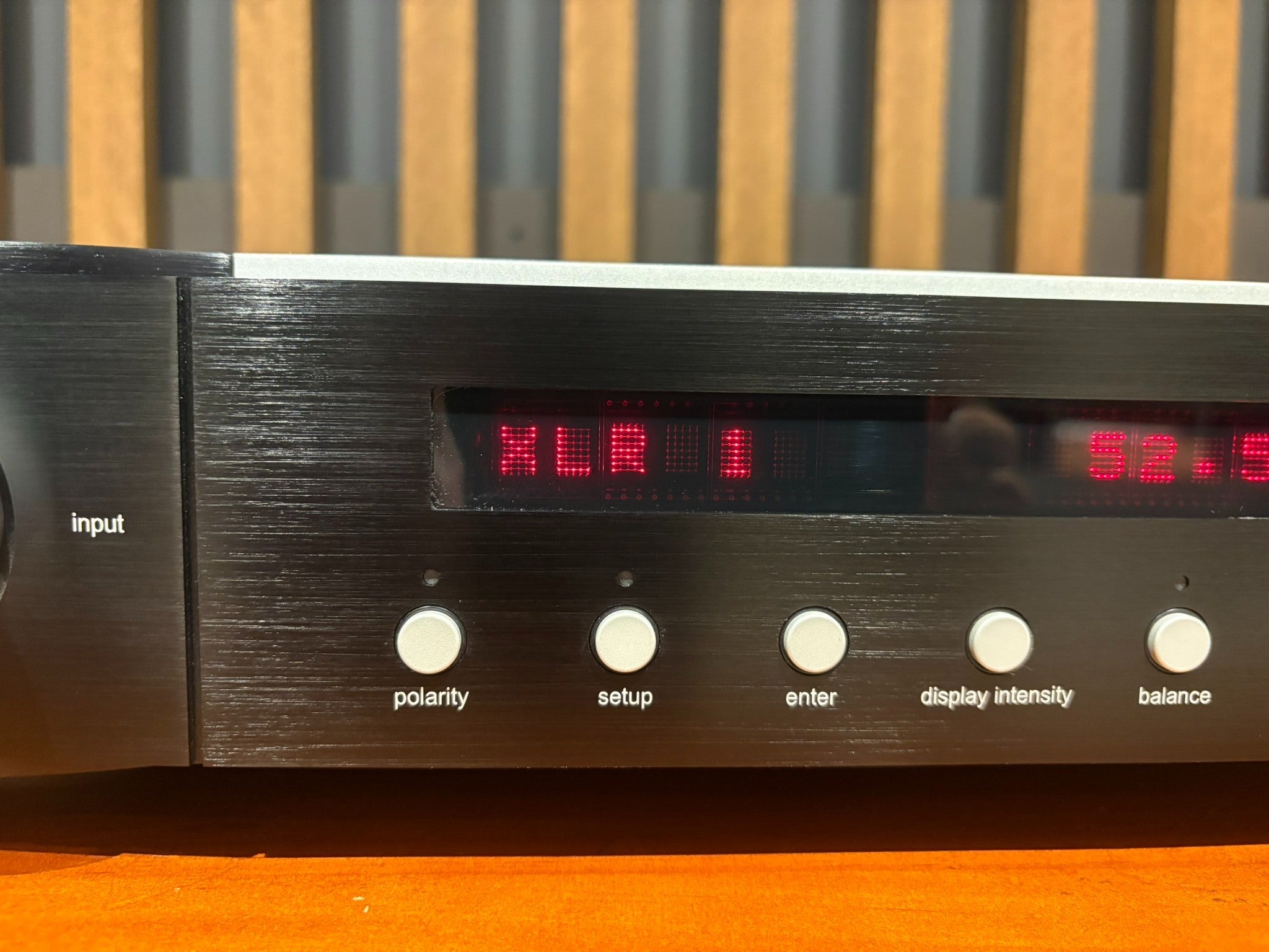 Mark Levinson No.526 Preamplifier with Phonostage and DAC - As Traded