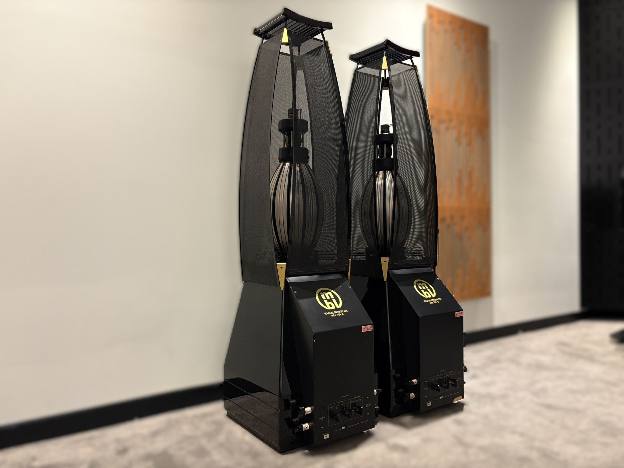 MBL 101E Mk1 Radialstrahler Speakers - Consignment
