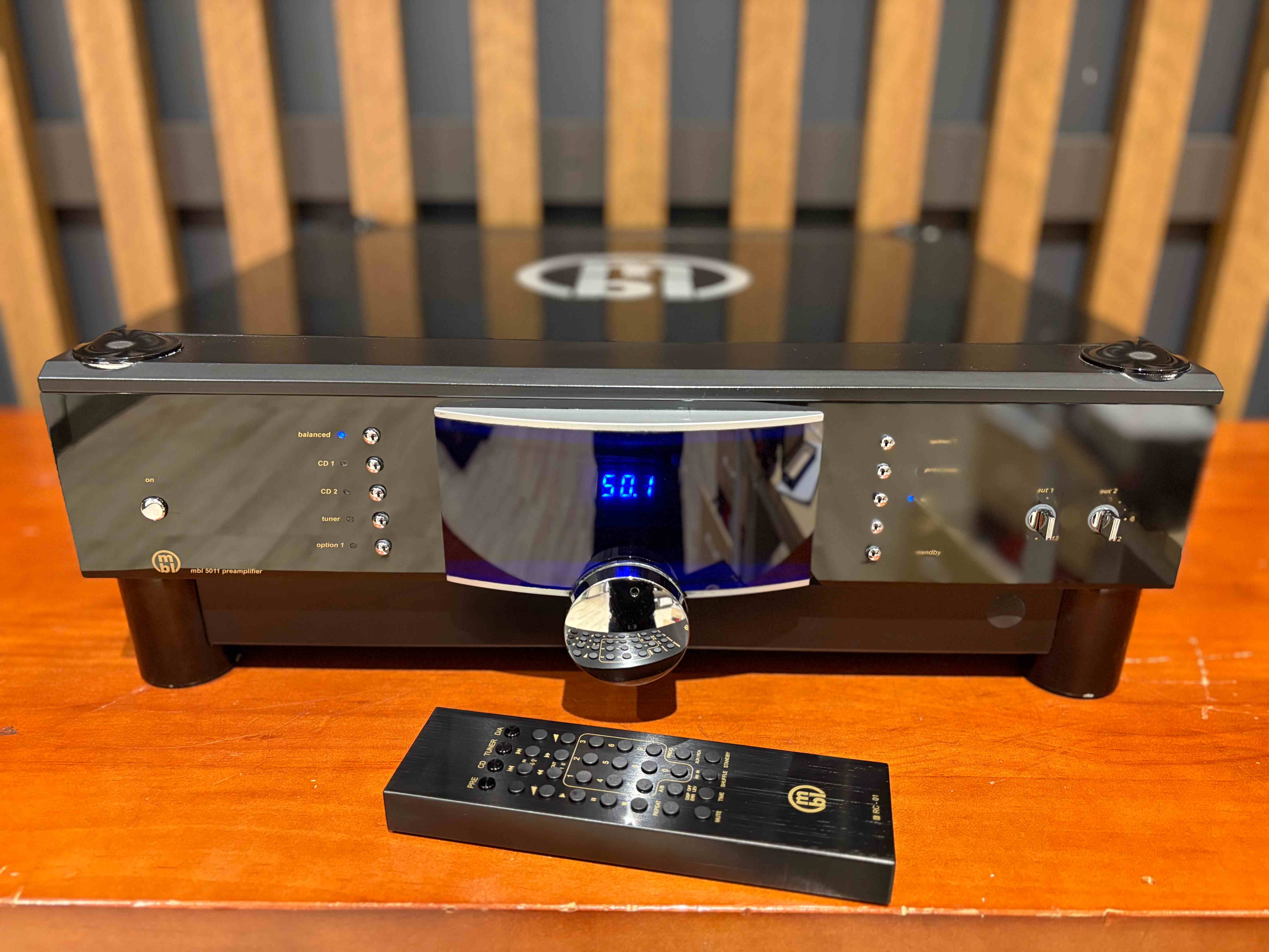 MBL 5011 Preamplifier - Consignment