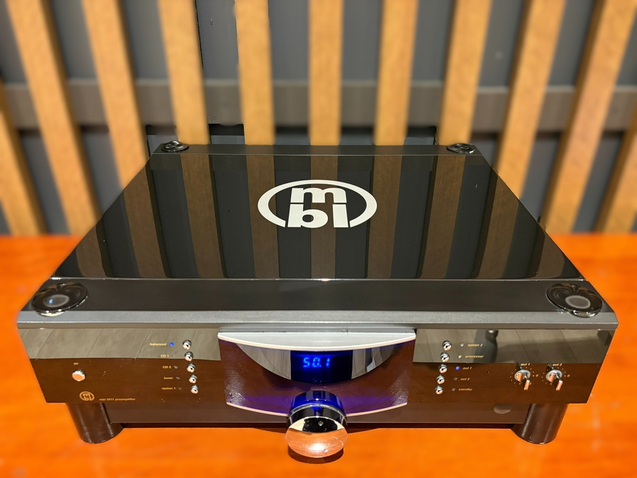 MBL 5011 Preamplifier - Consignment