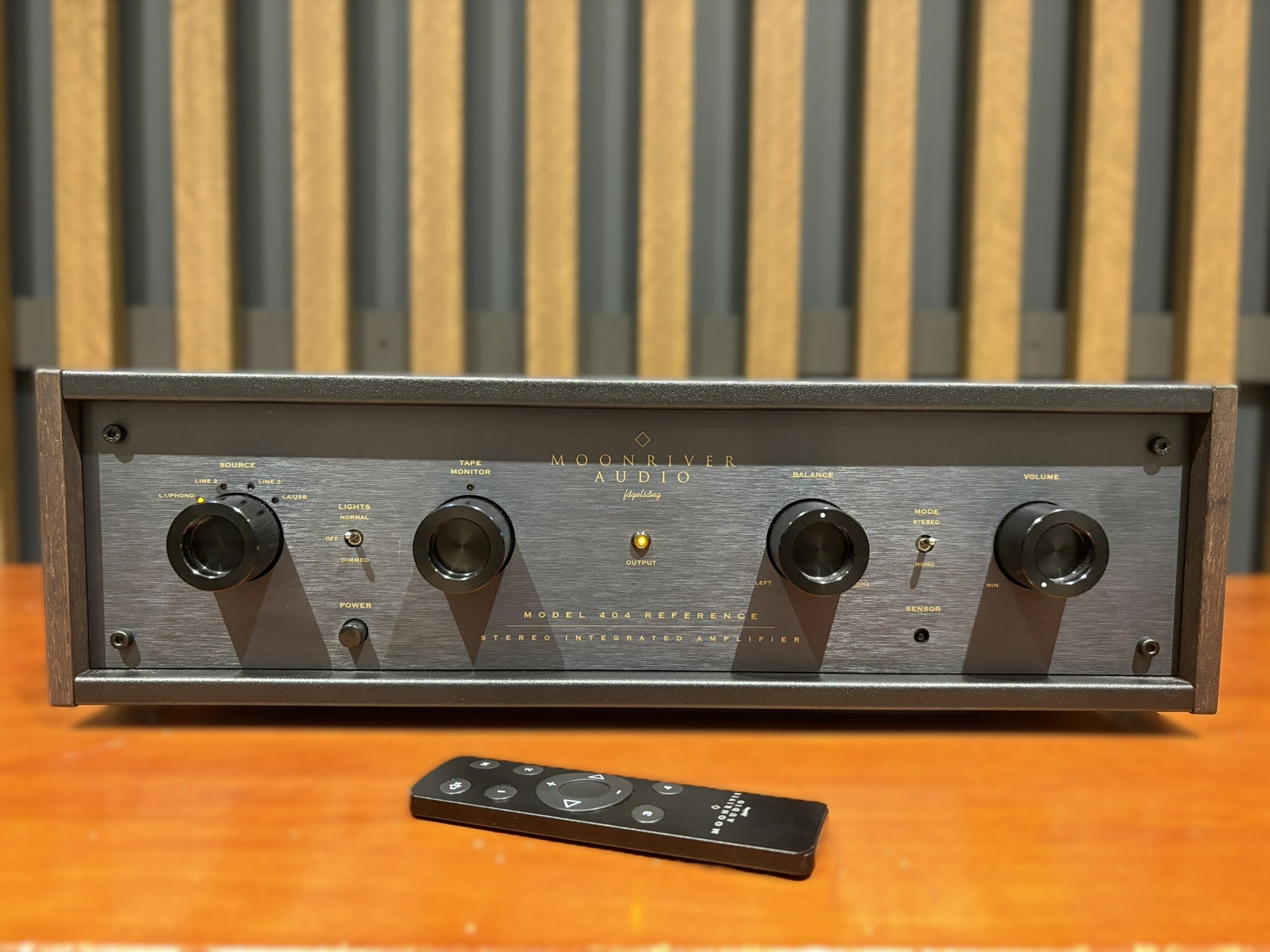Moonriver 404 Reference Integrated Amplifier - Consignment