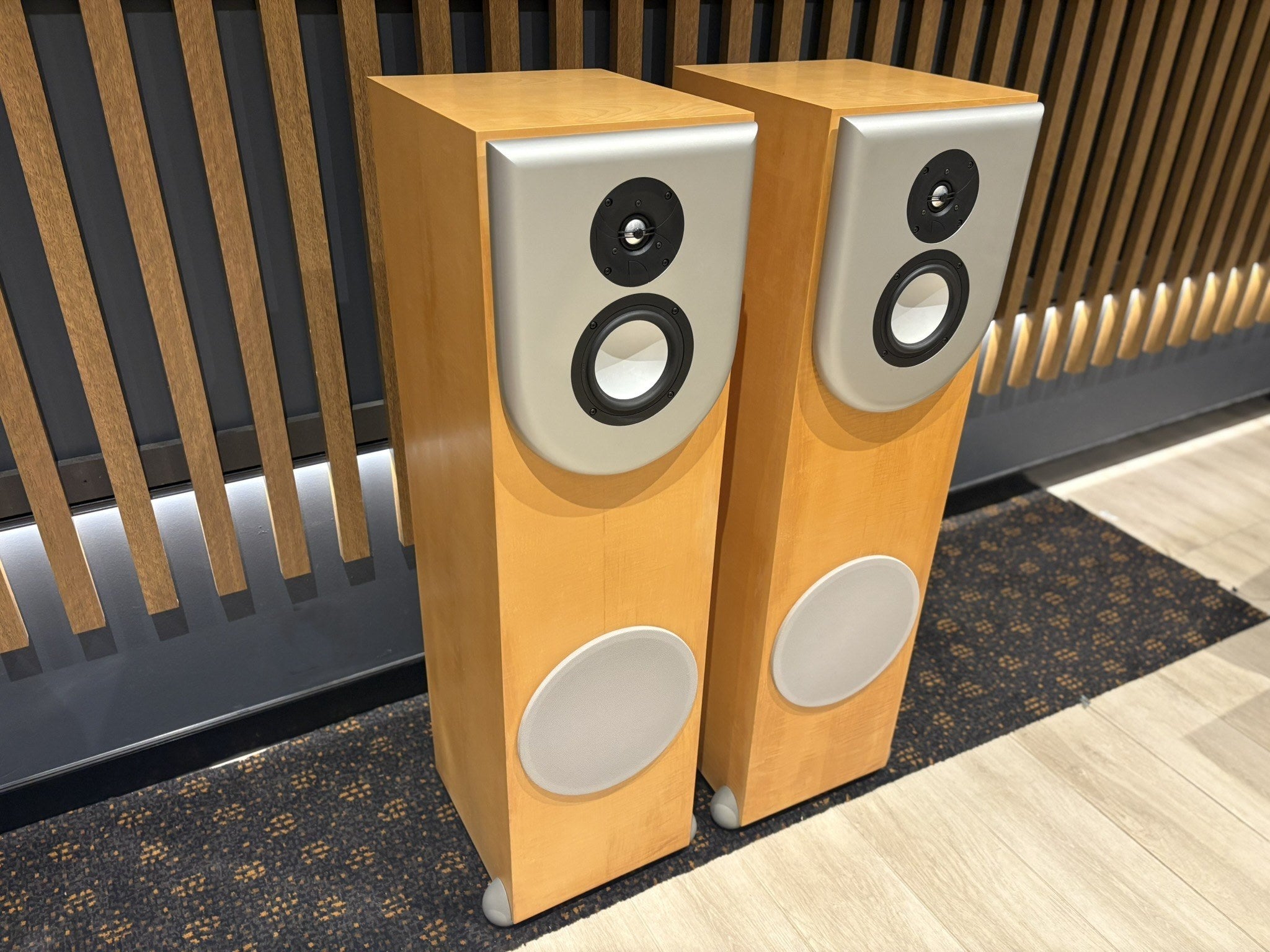 Revel Performa F30 Floorstanding Speakers, Maple - Consignment