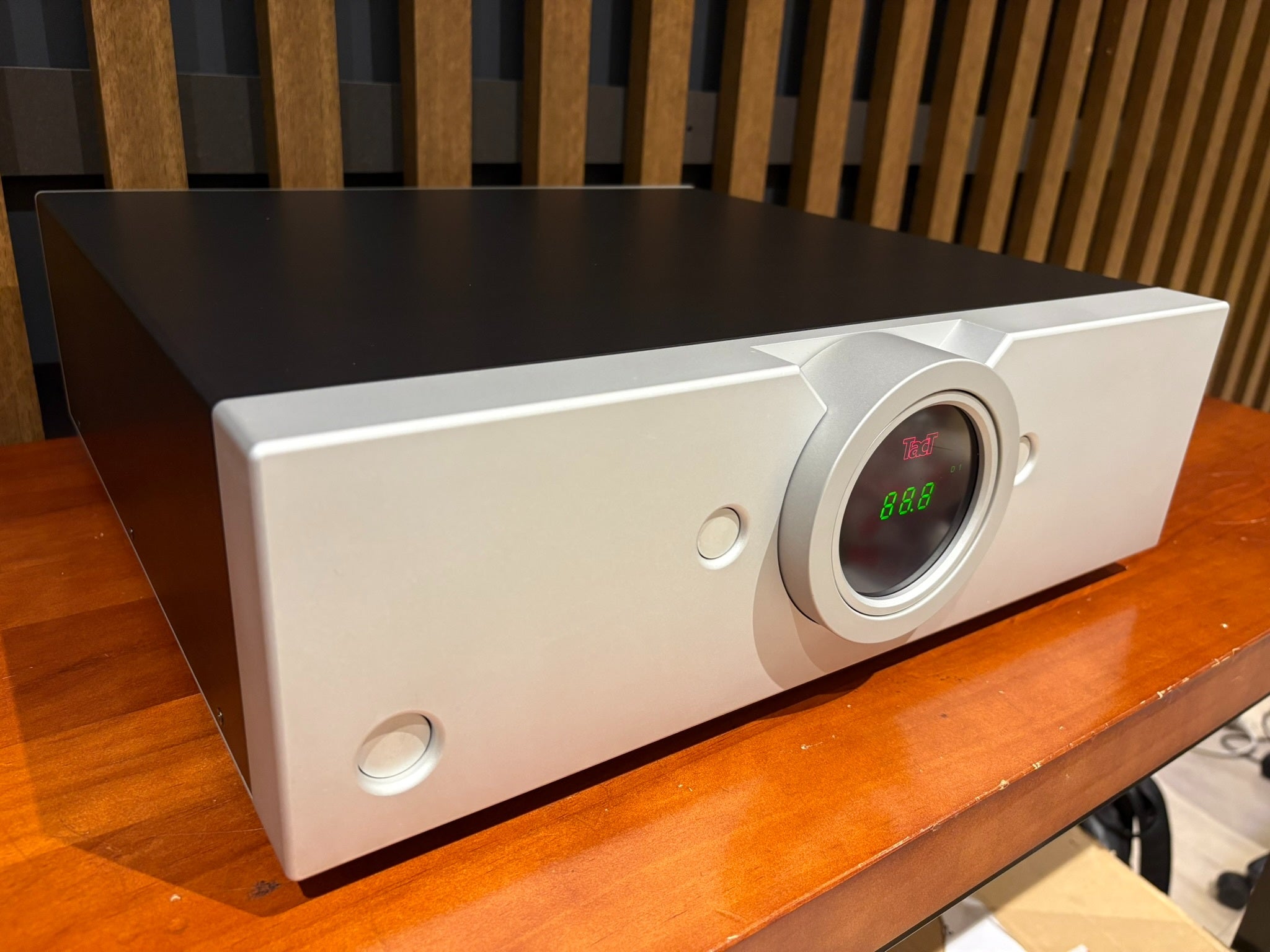 TacT Millennium Digital Amplifier Mk2 - Consignment