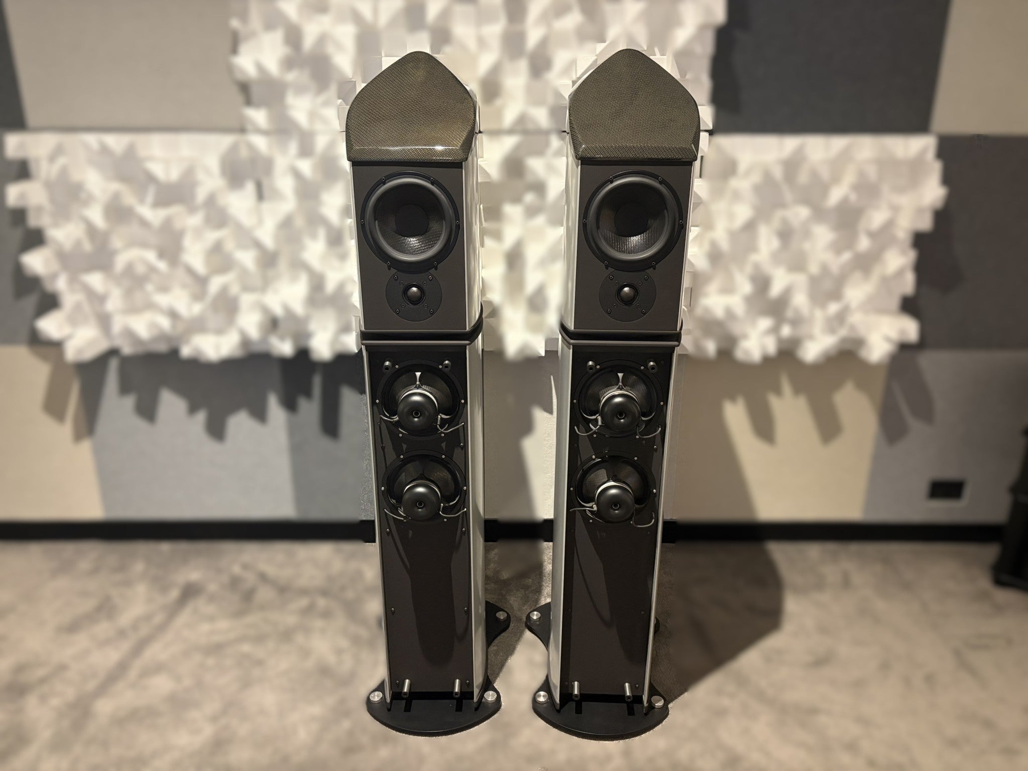 Wilson Benesch Chimera Speakers - Consignment