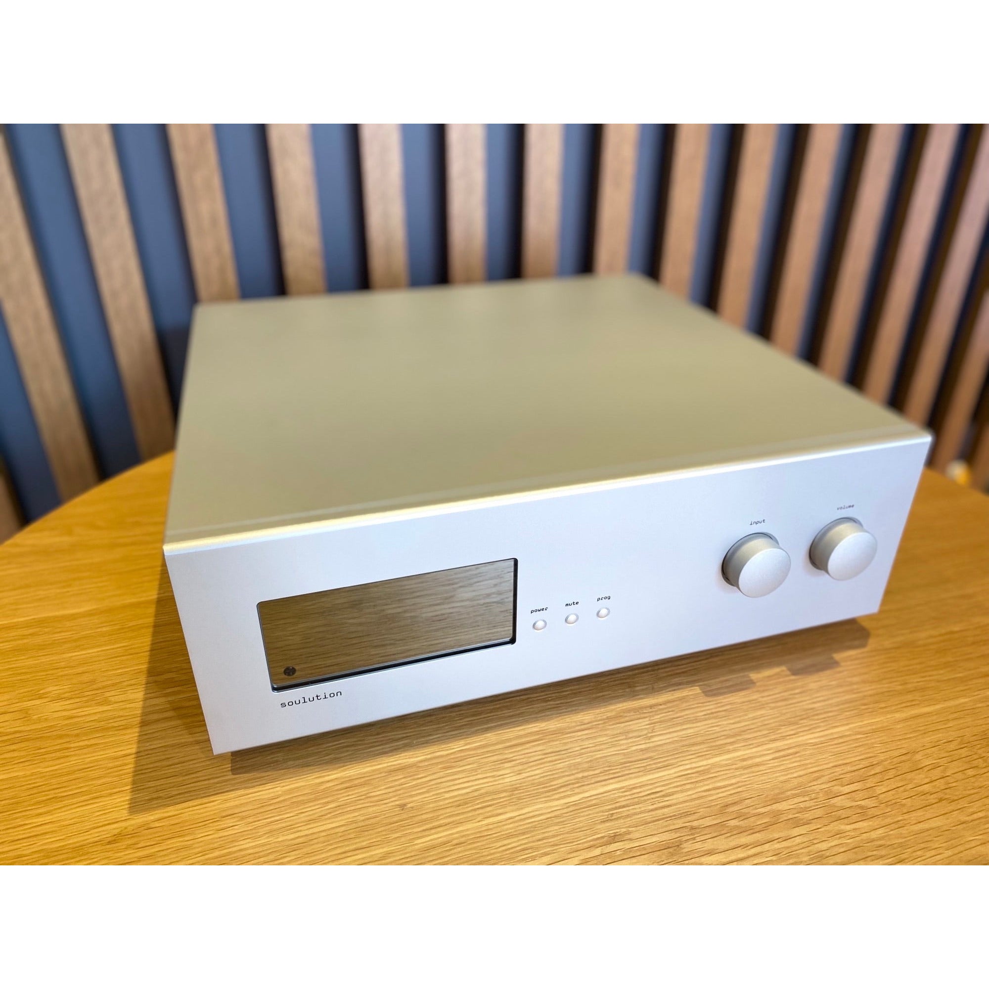 Soulution 721 Preamplifier with 725 Upgrade - Consignment