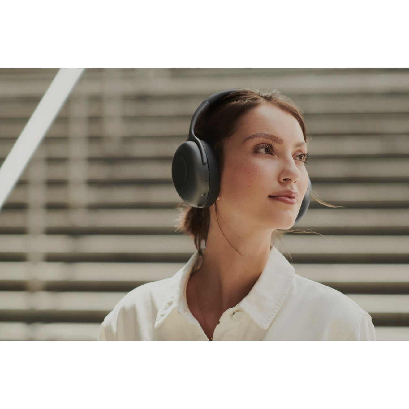 KEF Mu7 Charcoal Female