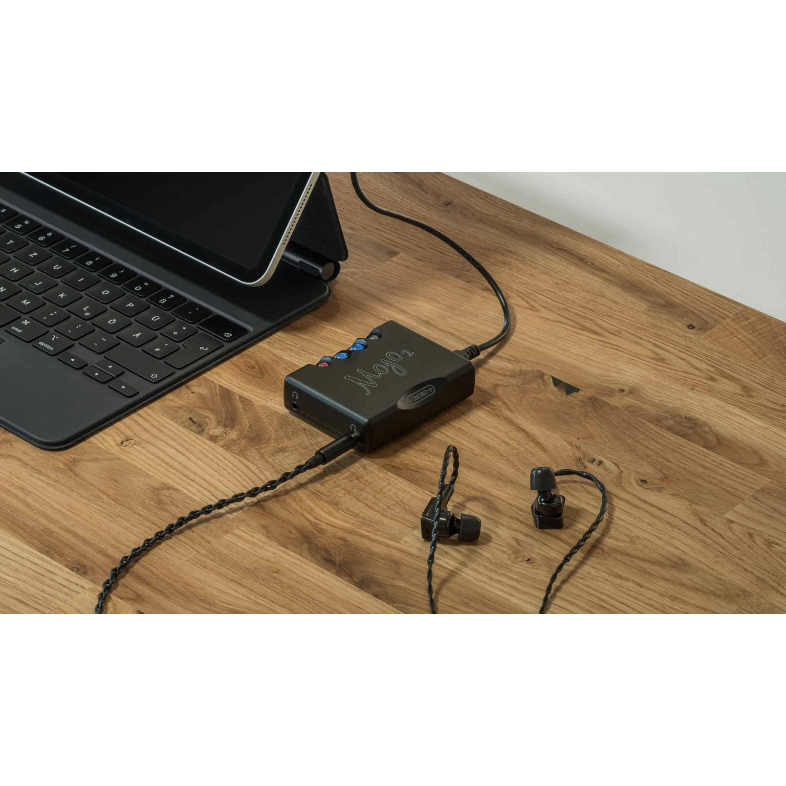 Chord Mojo 2 Portable DAC/Headphone Amplifier