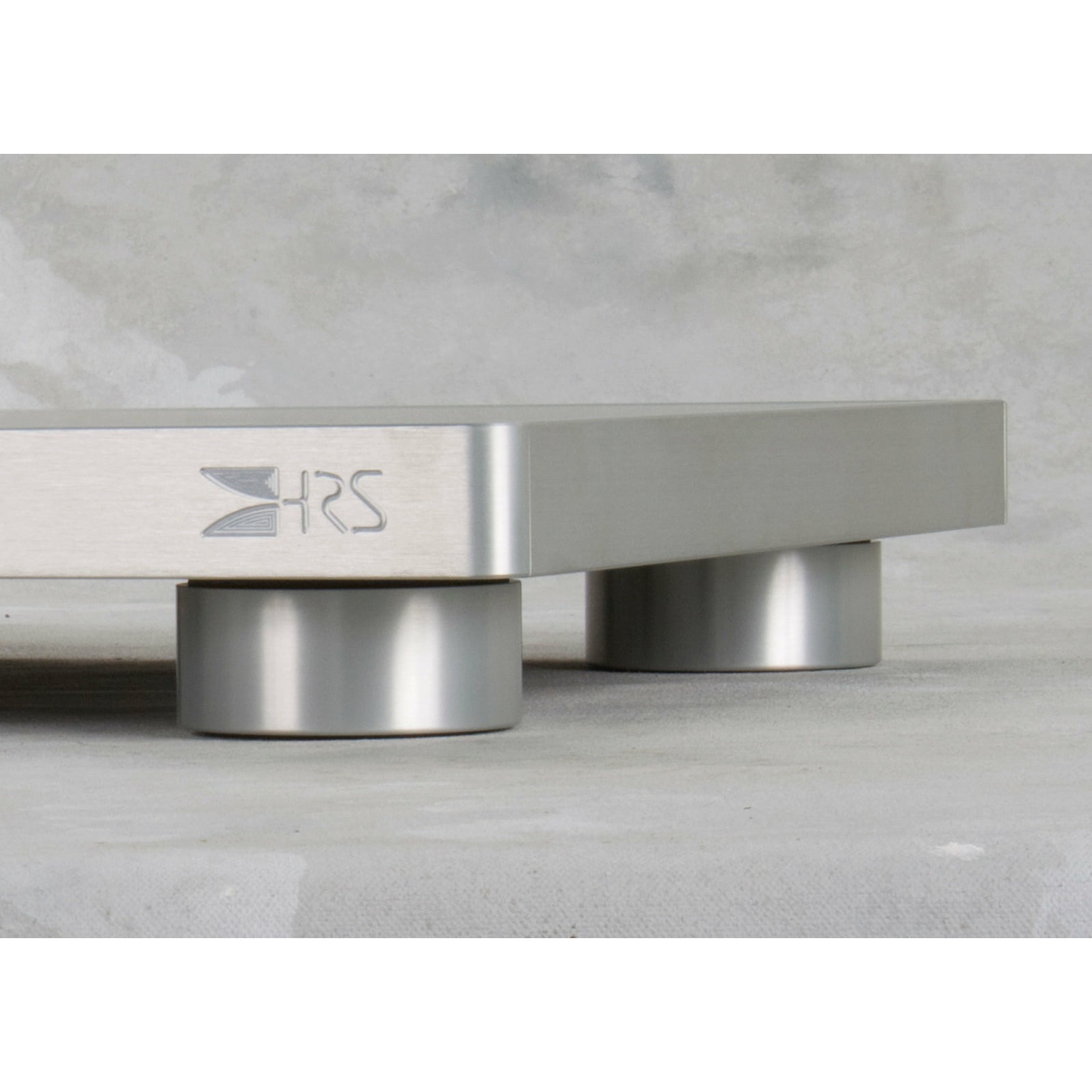HRS R3X Isolation Base for SXR/VXR Audio Stand