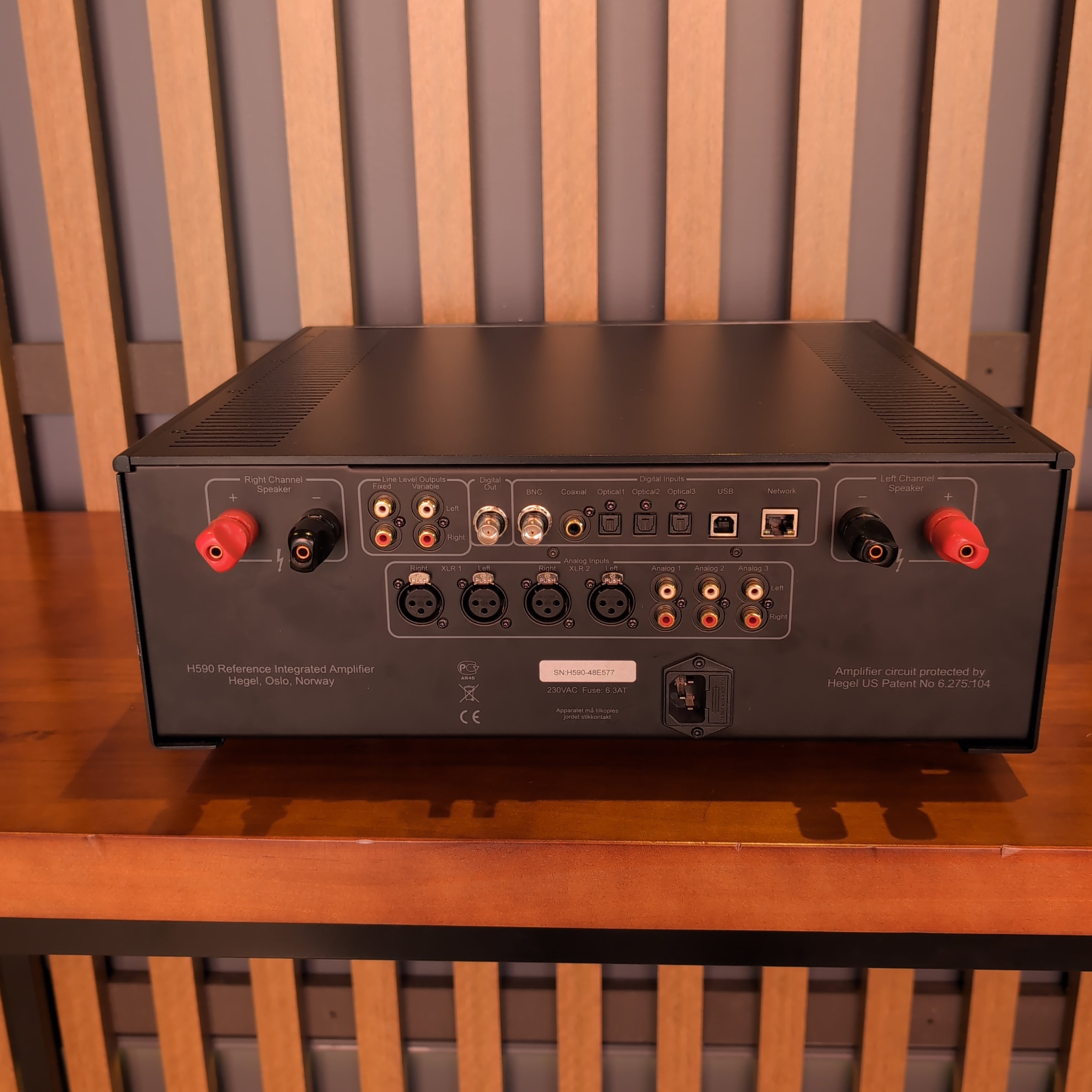Hegel H590 Integrated Amplifier - Ex Demo