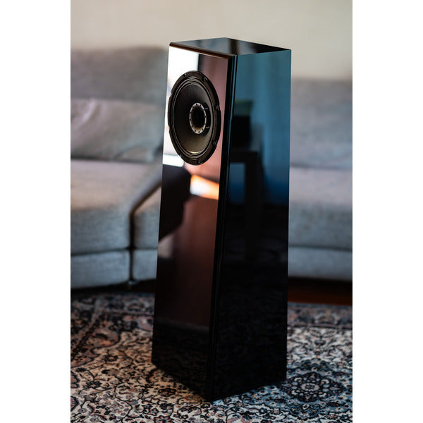 Daniel Hertz Amber Midnight Speakers