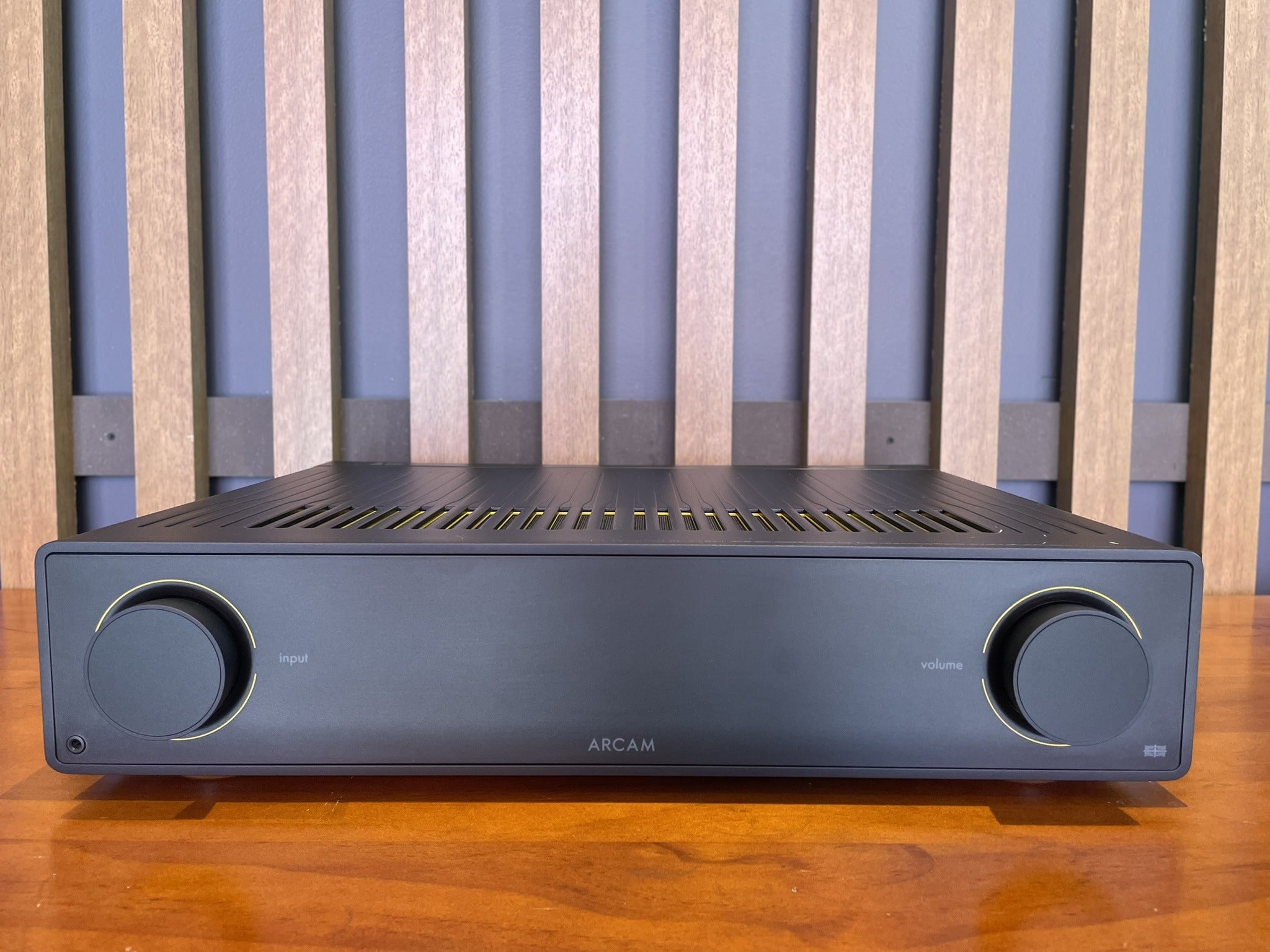 Arcam A15 Integrated Amplifier - Ex Demo