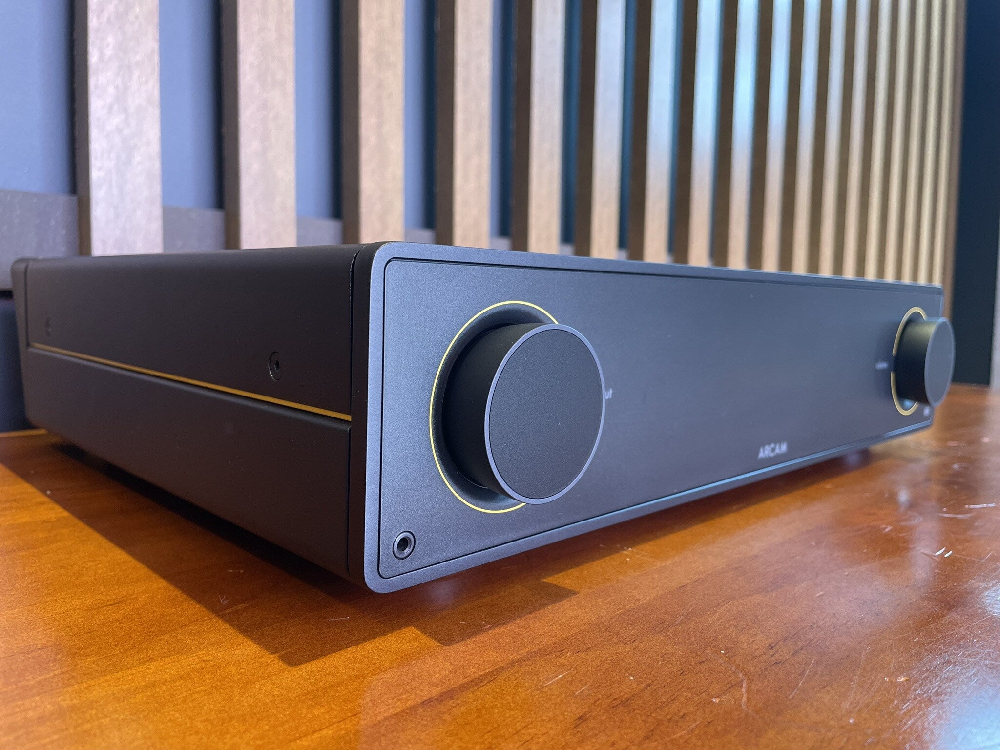 Arcam A15 Integrated Amplifier - Ex Demo