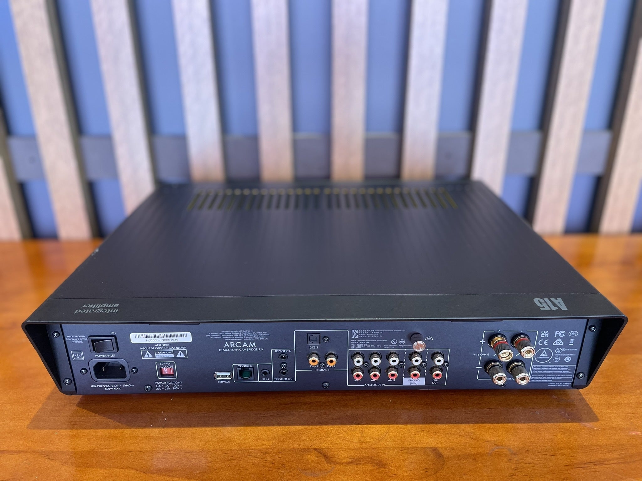 Arcam A15 Integrated Amplifier - Ex Demo