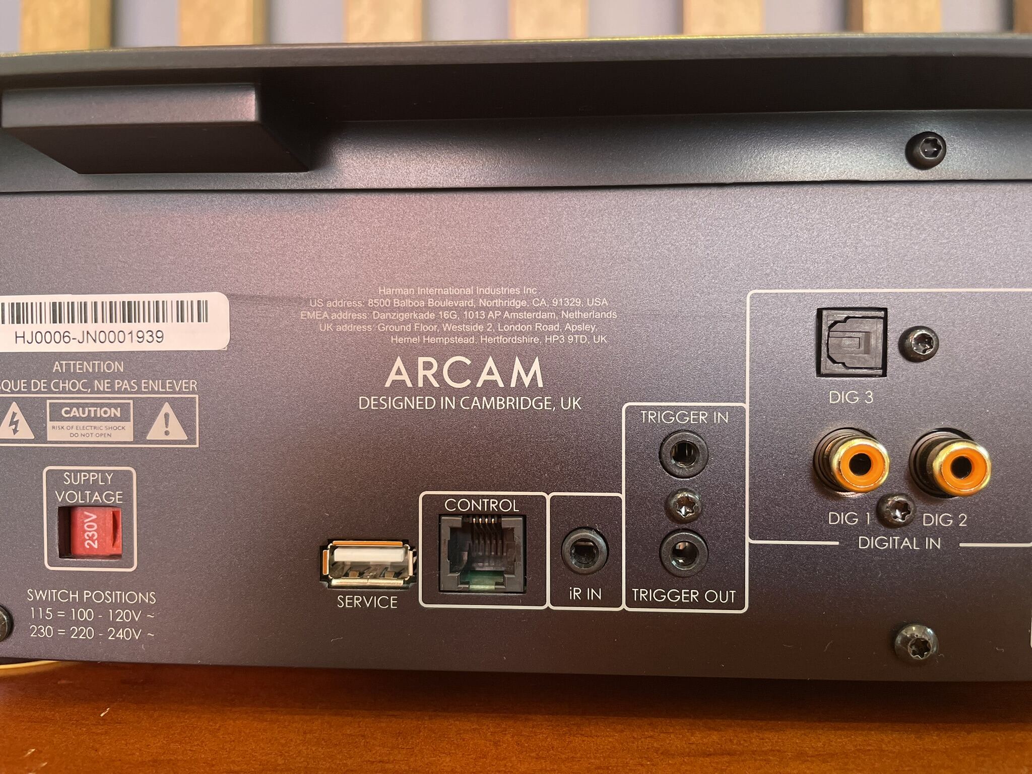 Arcam A15 Integrated Amplifier - Ex Demo