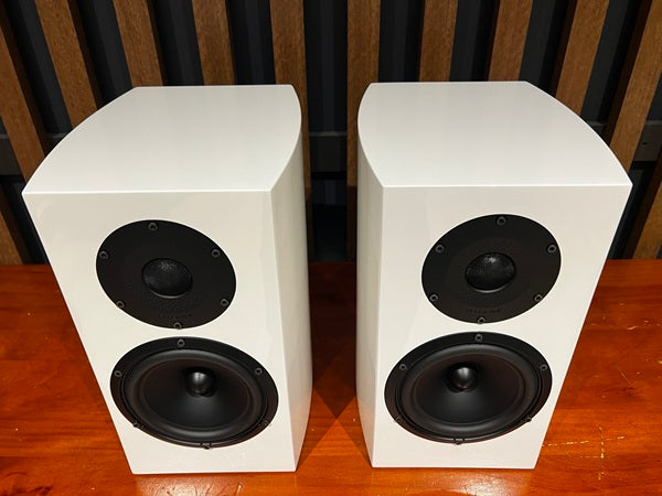 Atohm GT1 SE Bookshelf Speakers - Consignment