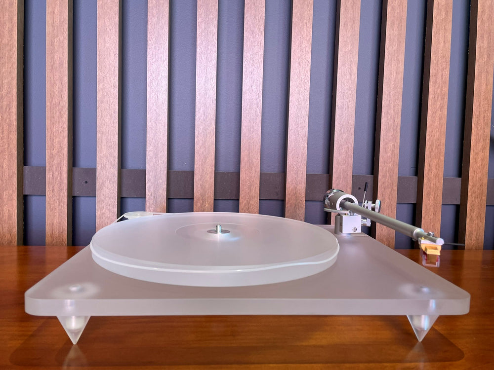 Clearaudio Emotion Turntable - Consignment