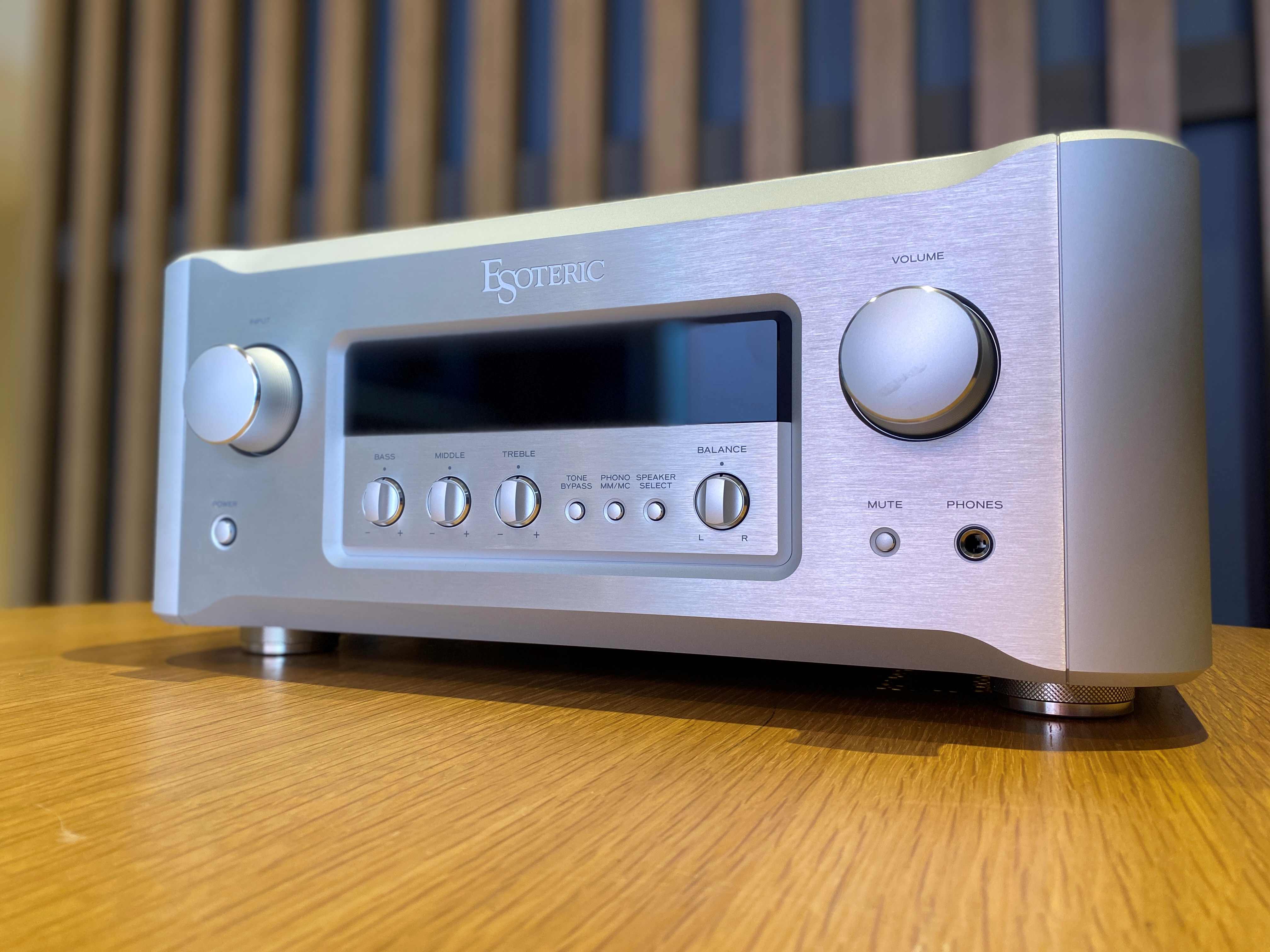 ESOTERIC F05 Integrated Amplifier - As Traded