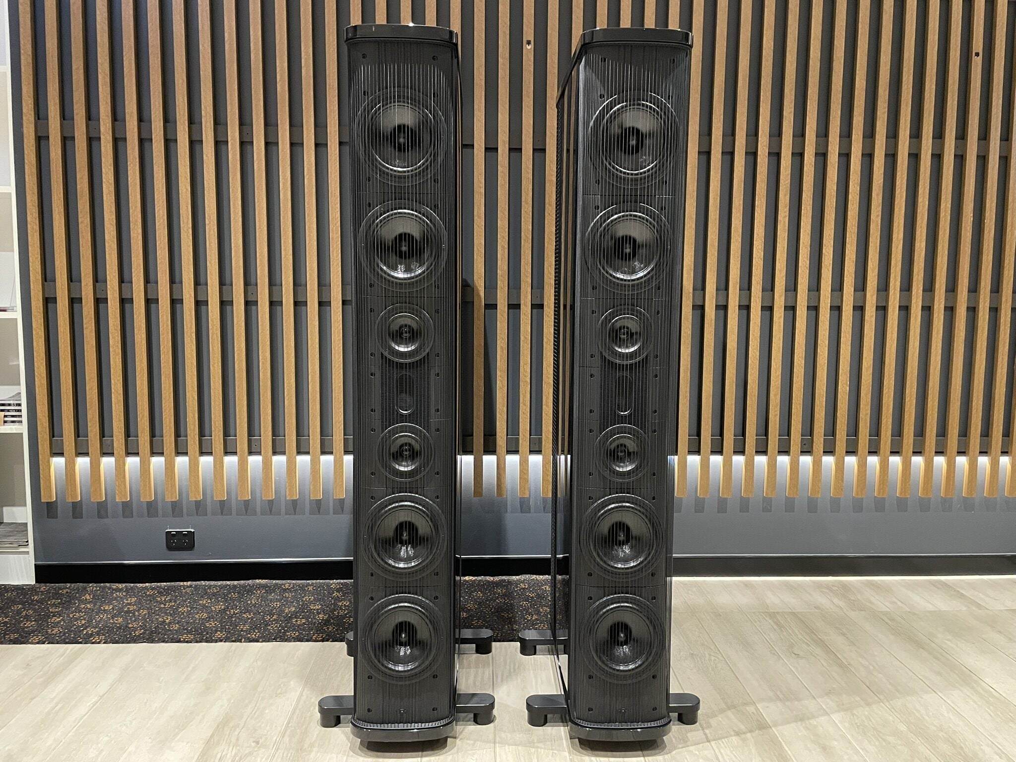 The Gryphon Trident II Floorstanding Speakers - Consignment