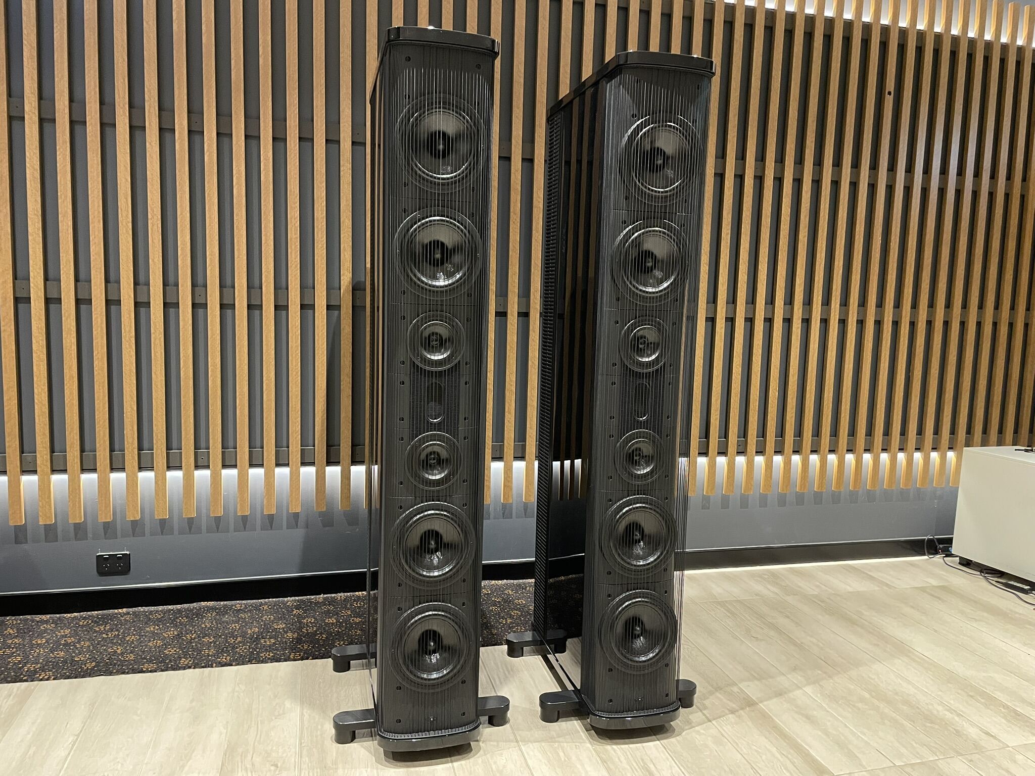 The Gryphon Trident II Floorstanding Speakers - Consignment