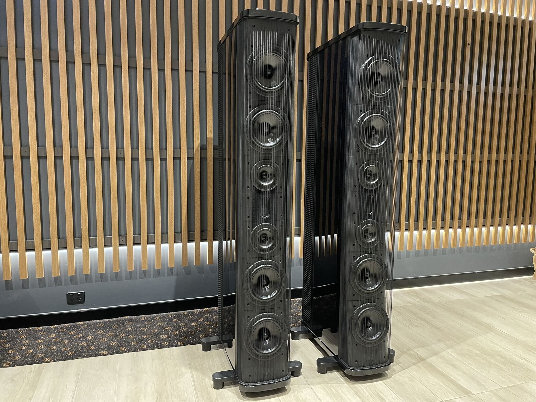 The Gryphon Trident II Floorstanding Speakers - Consignment