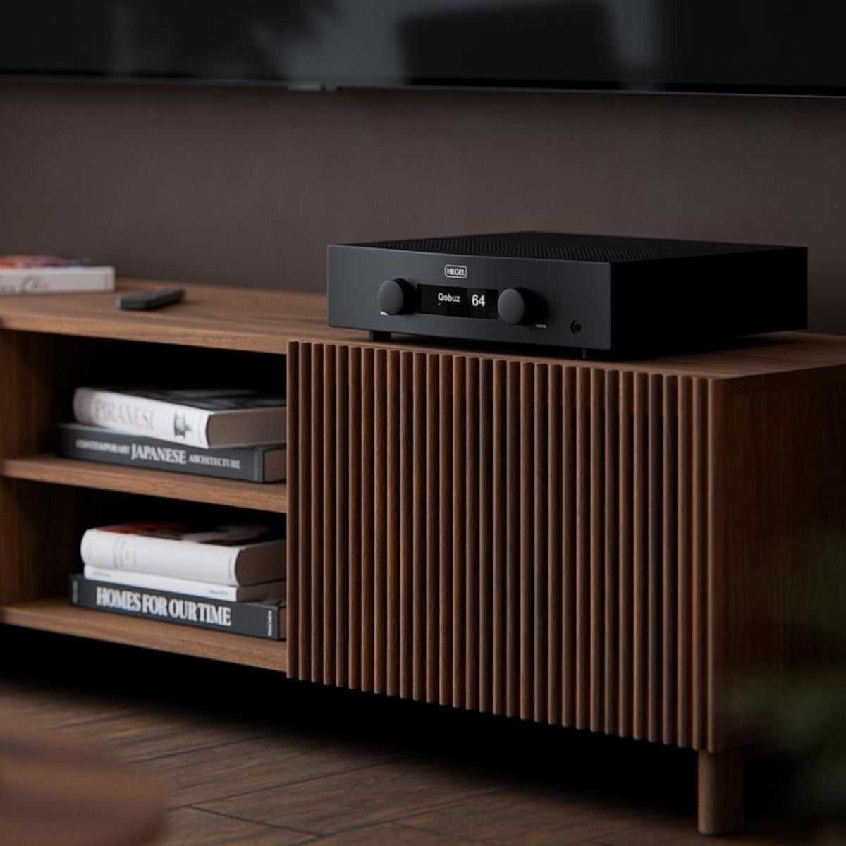 Hegel H200 Integrated Streaming Amplifier