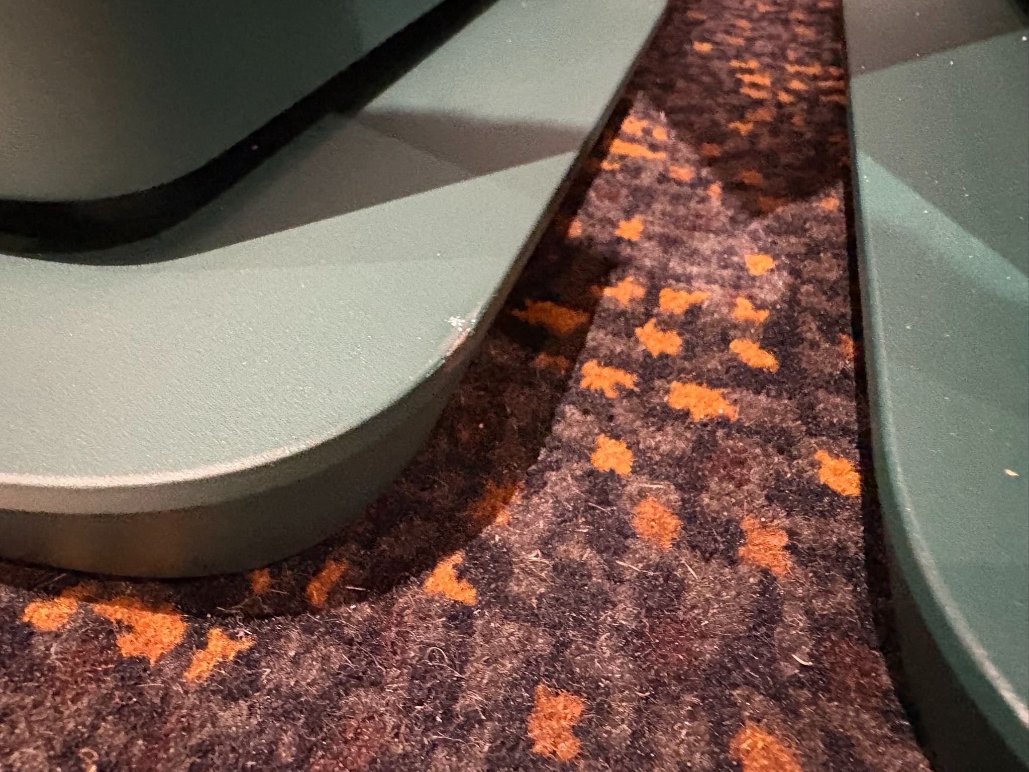 KEF LS60 Wireless Floorstanding Speakers Lotus Edition - As Traded