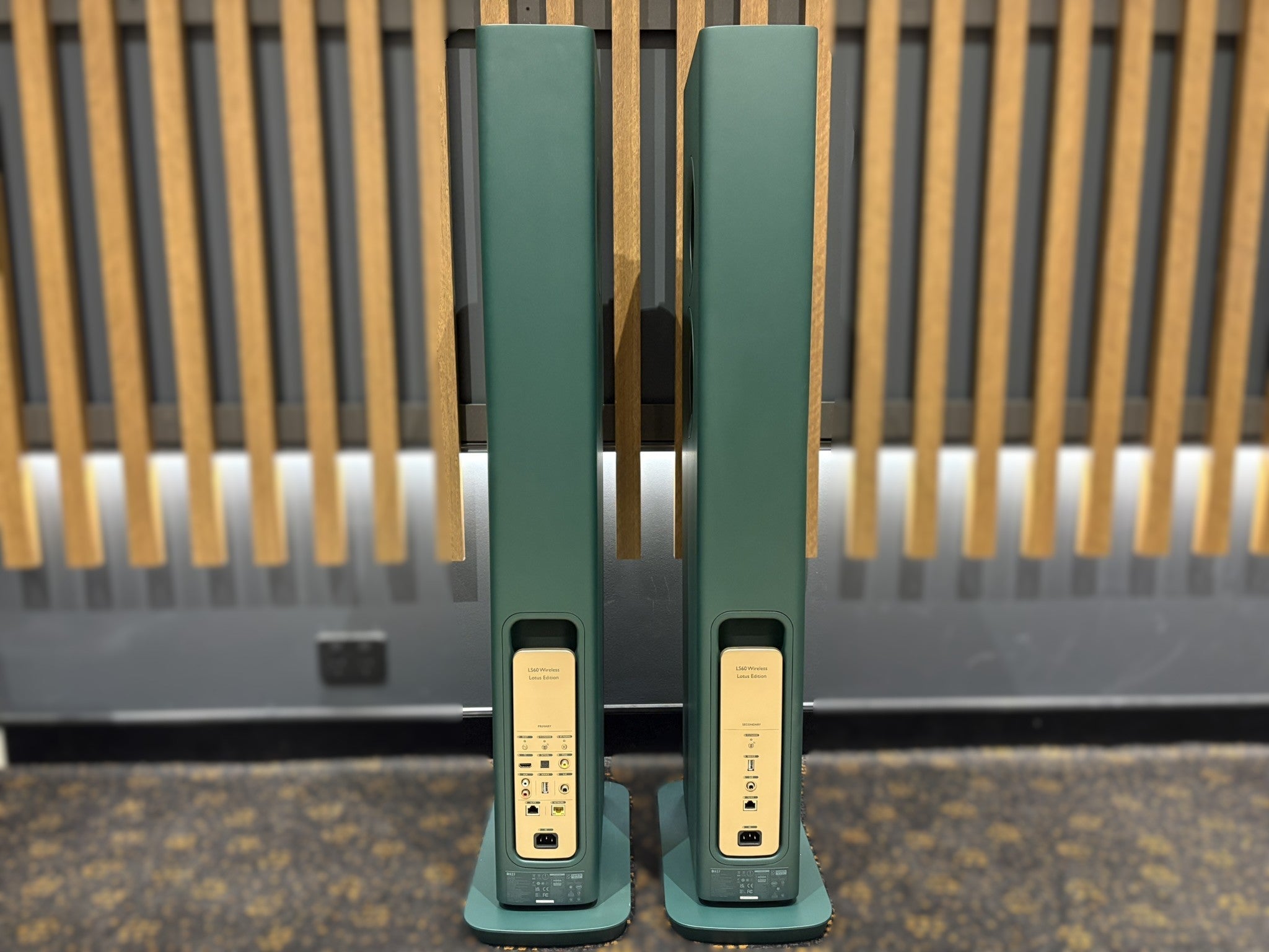 KEF LS60 Wireless Floorstanding Speakers Lotus Edition - As Traded