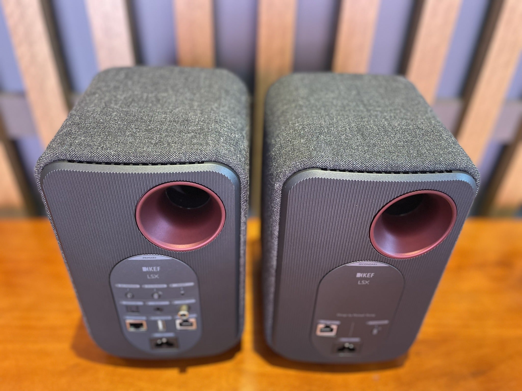 KEF LSX (Gen1) Carbon Black - As Traded KEF LSX (Gen1) Carbon Black - As Traded
