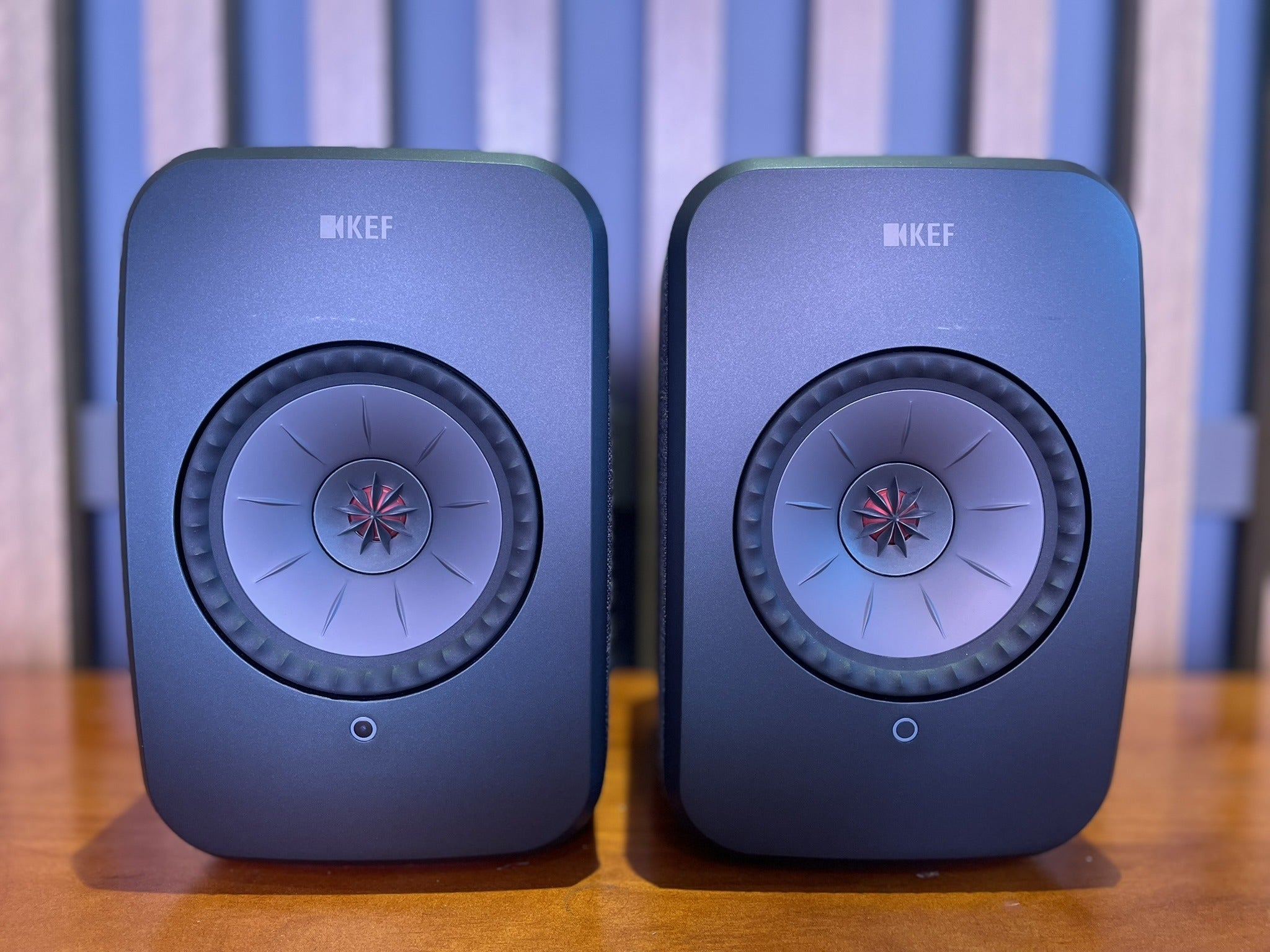 KEF LSX1 Black Front