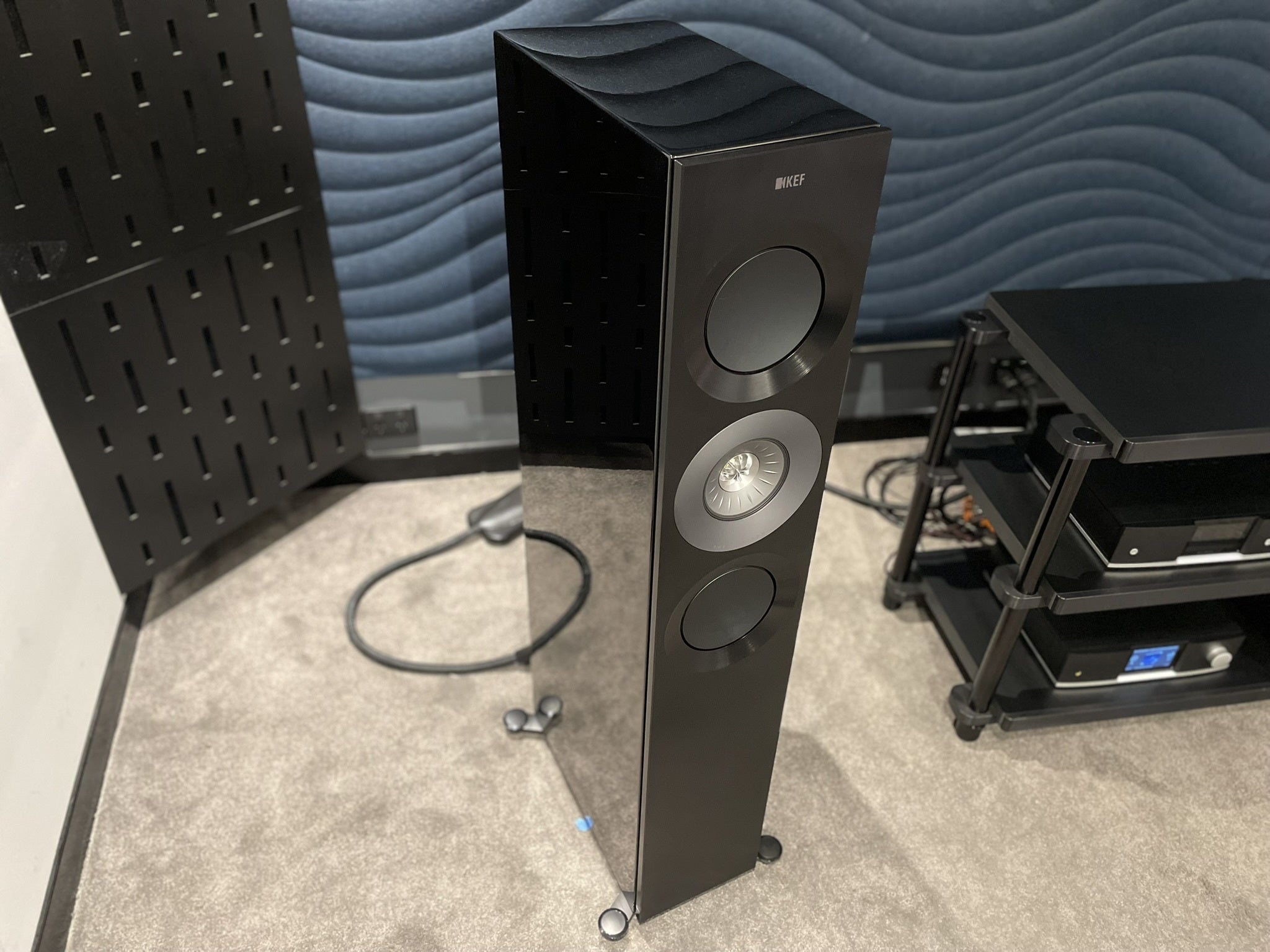 KEF Reference 3 Meta Floorstanding Speakers (Black/Grey) - As Traded