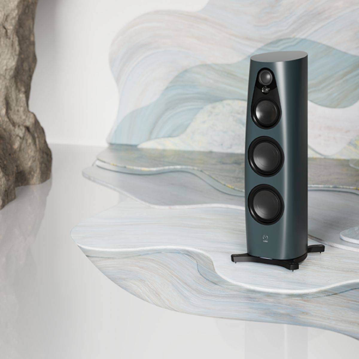 Linn 360 Loudspeakers with Pistonik