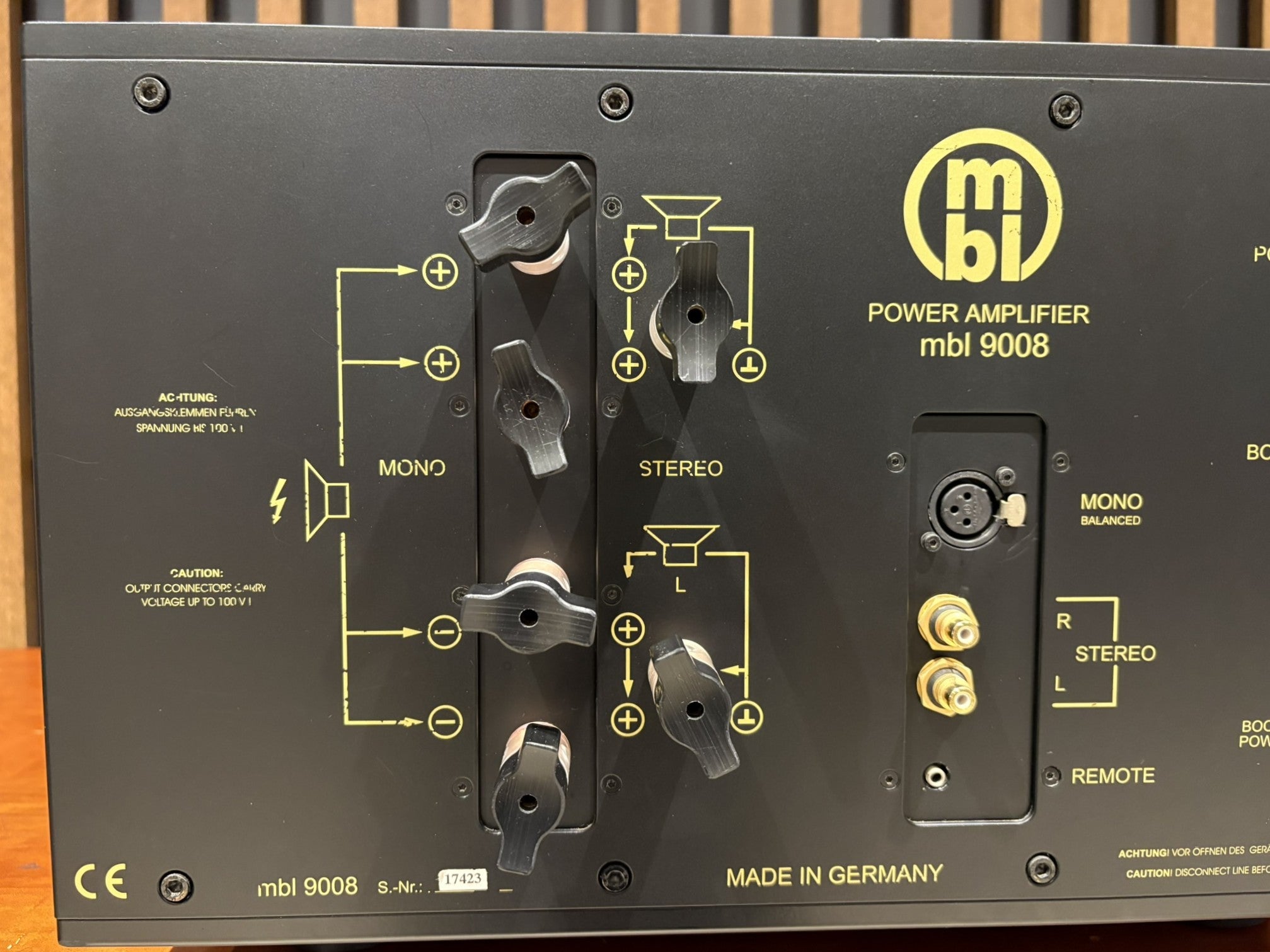 MBL 9008 Stereo Power Amplifier - Consignment