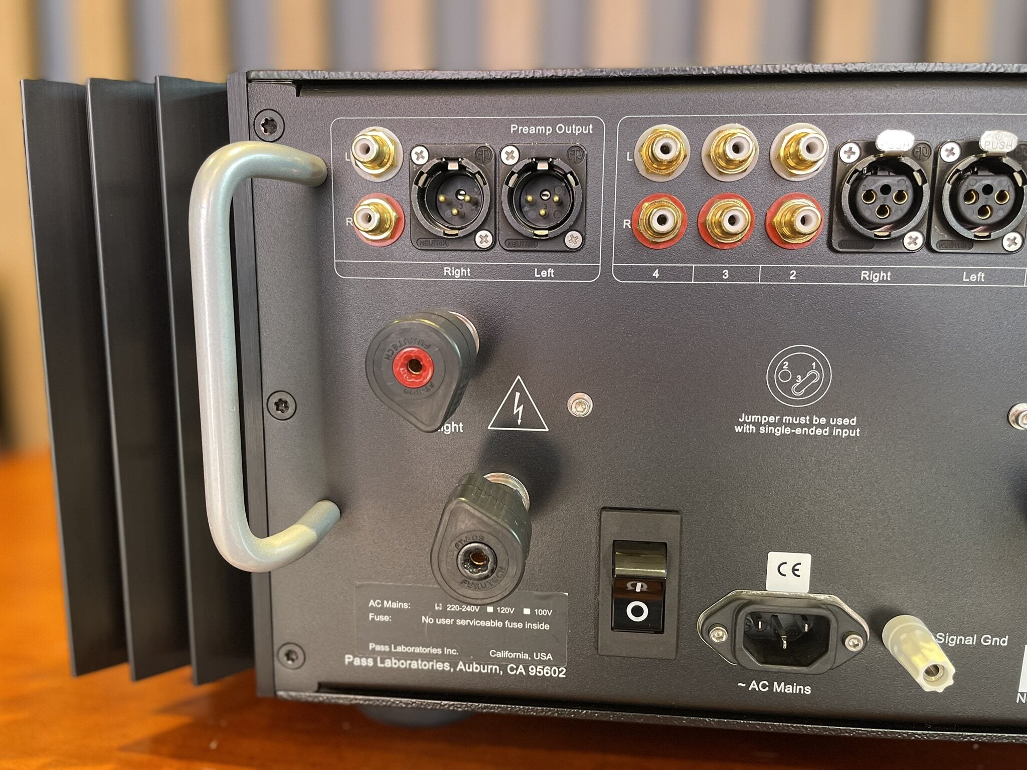 Pass Labs INT-250 Integrated Amplifier - Consignment