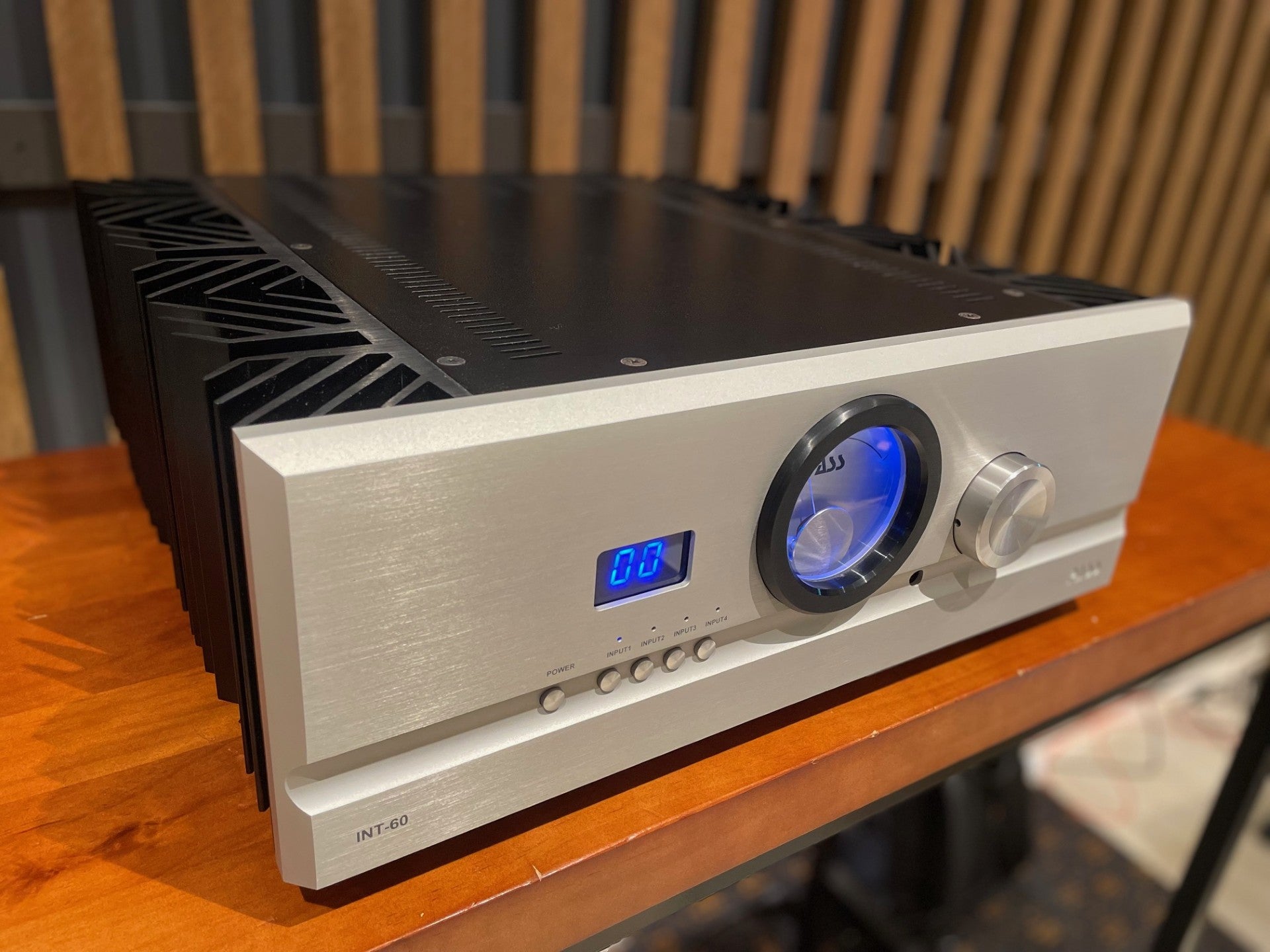 Pass Labs INT-60 Integrated Amplifier - As Traded