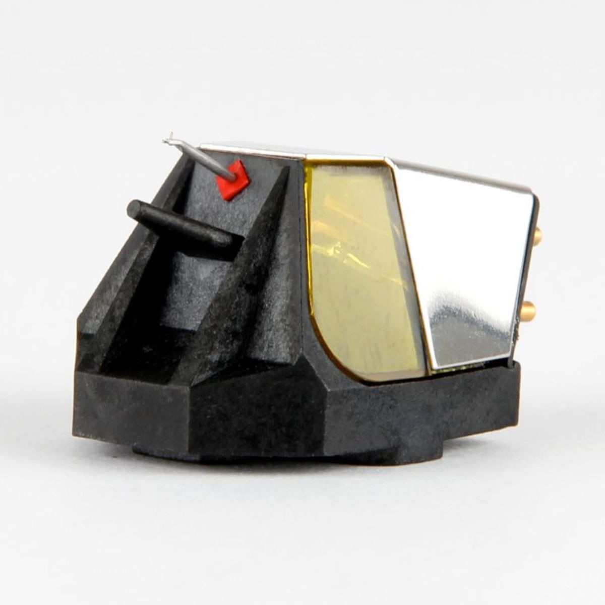 Rega Nd7 Moving Magnet Cartridge solo angled